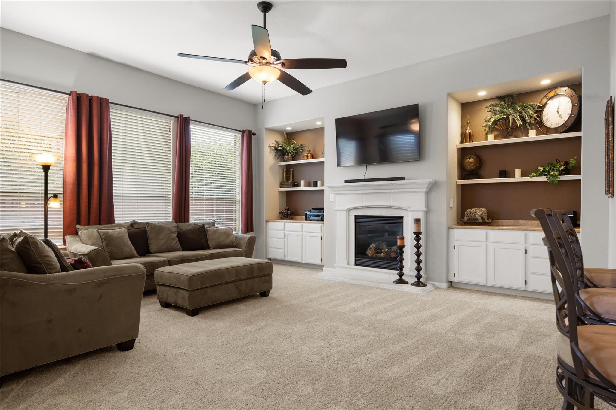 3409 Aquamarine Dr, Round Rock, TX 78681