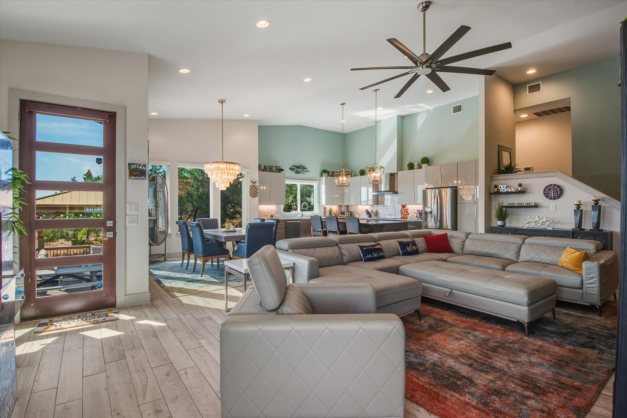 20501 Houston Cv, Lago Vista, TX 78645