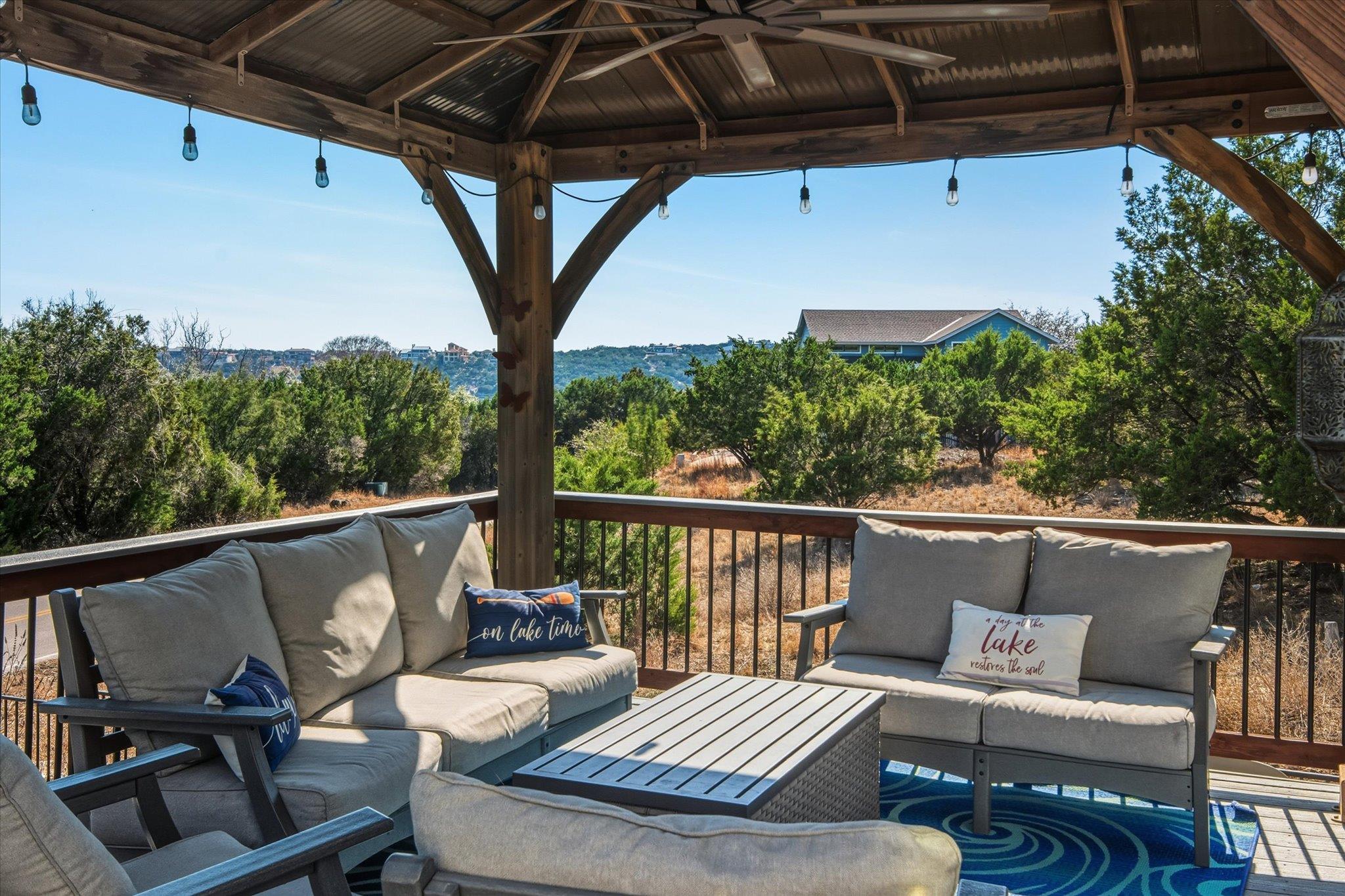 20501 Houston Cv, Lago Vista, TX 78645