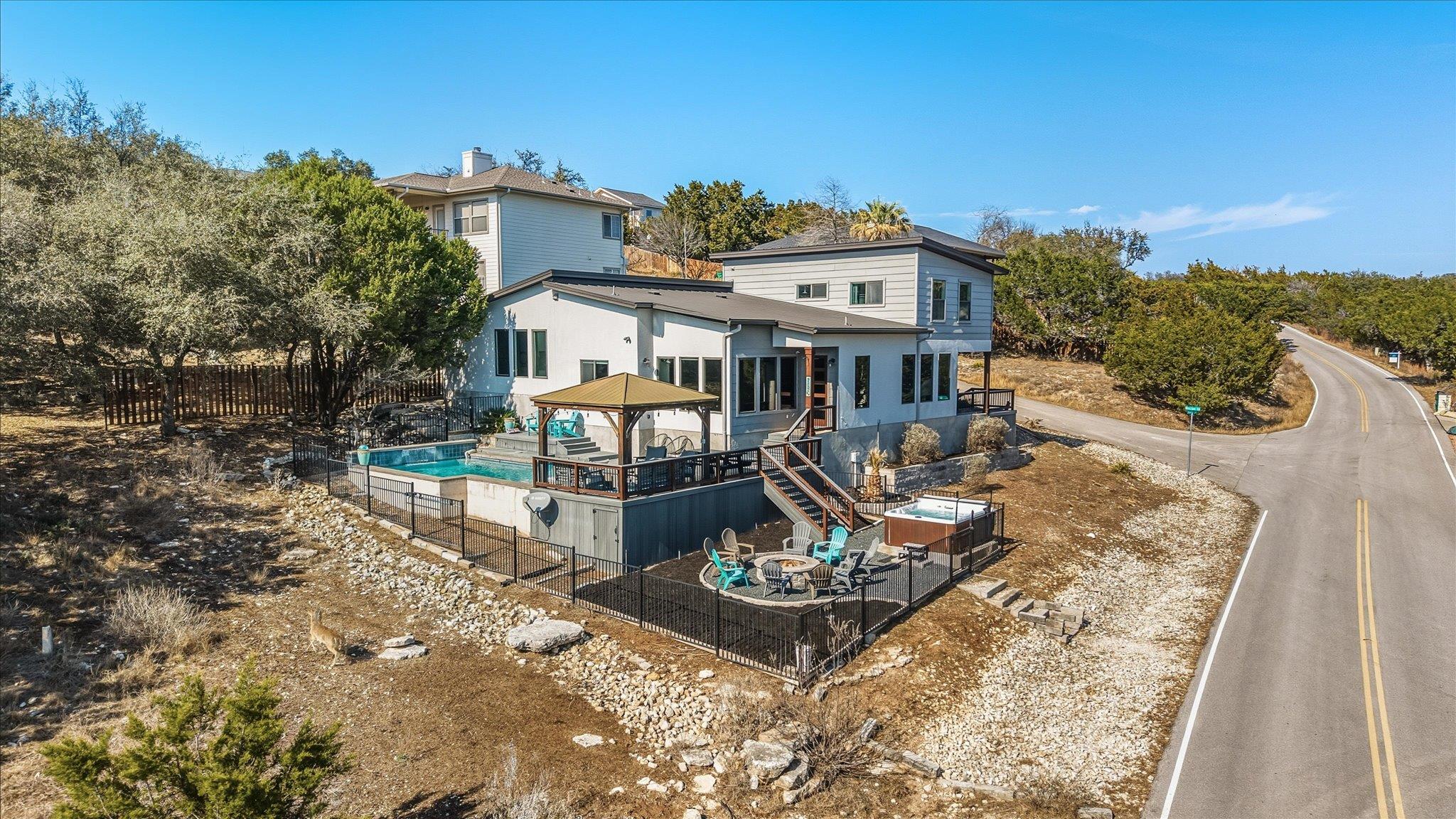 20501 Houston Cv, Lago Vista, TX 78645