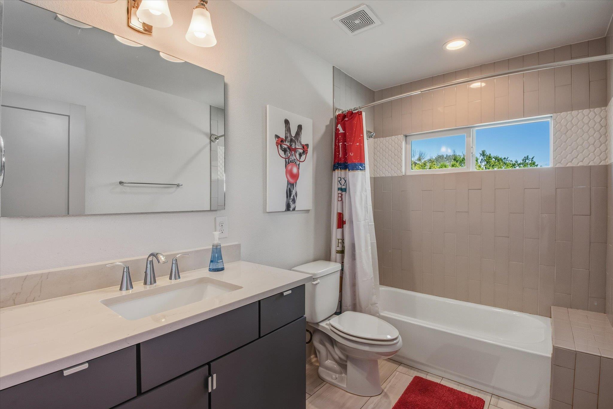 20501 Houston Cv, Lago Vista, TX 78645