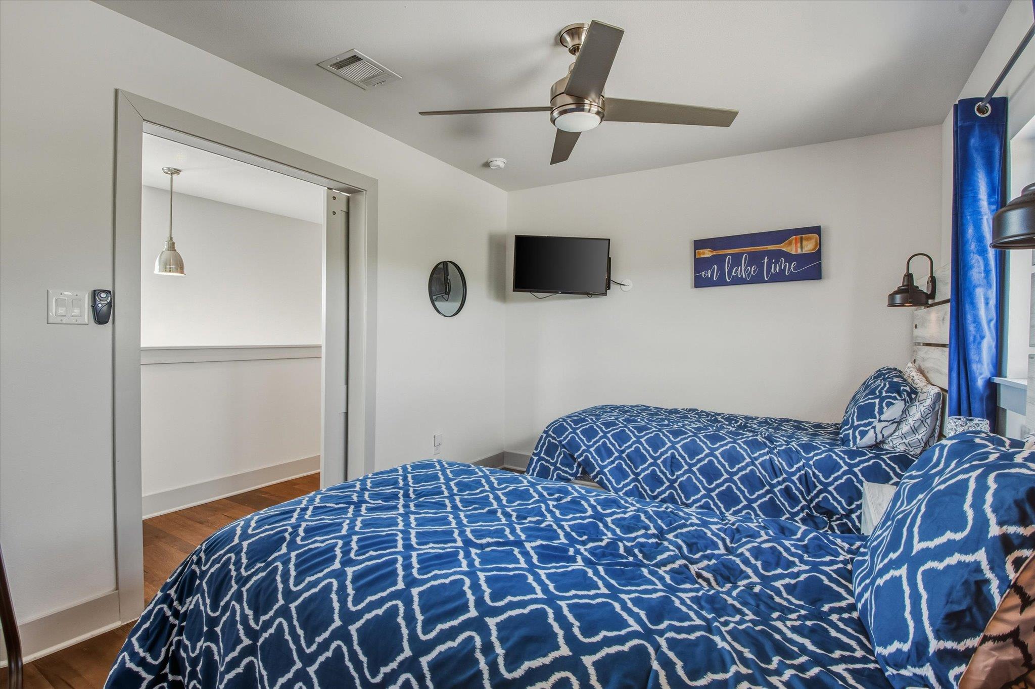 20501 Houston Cv, Lago Vista, TX 78645