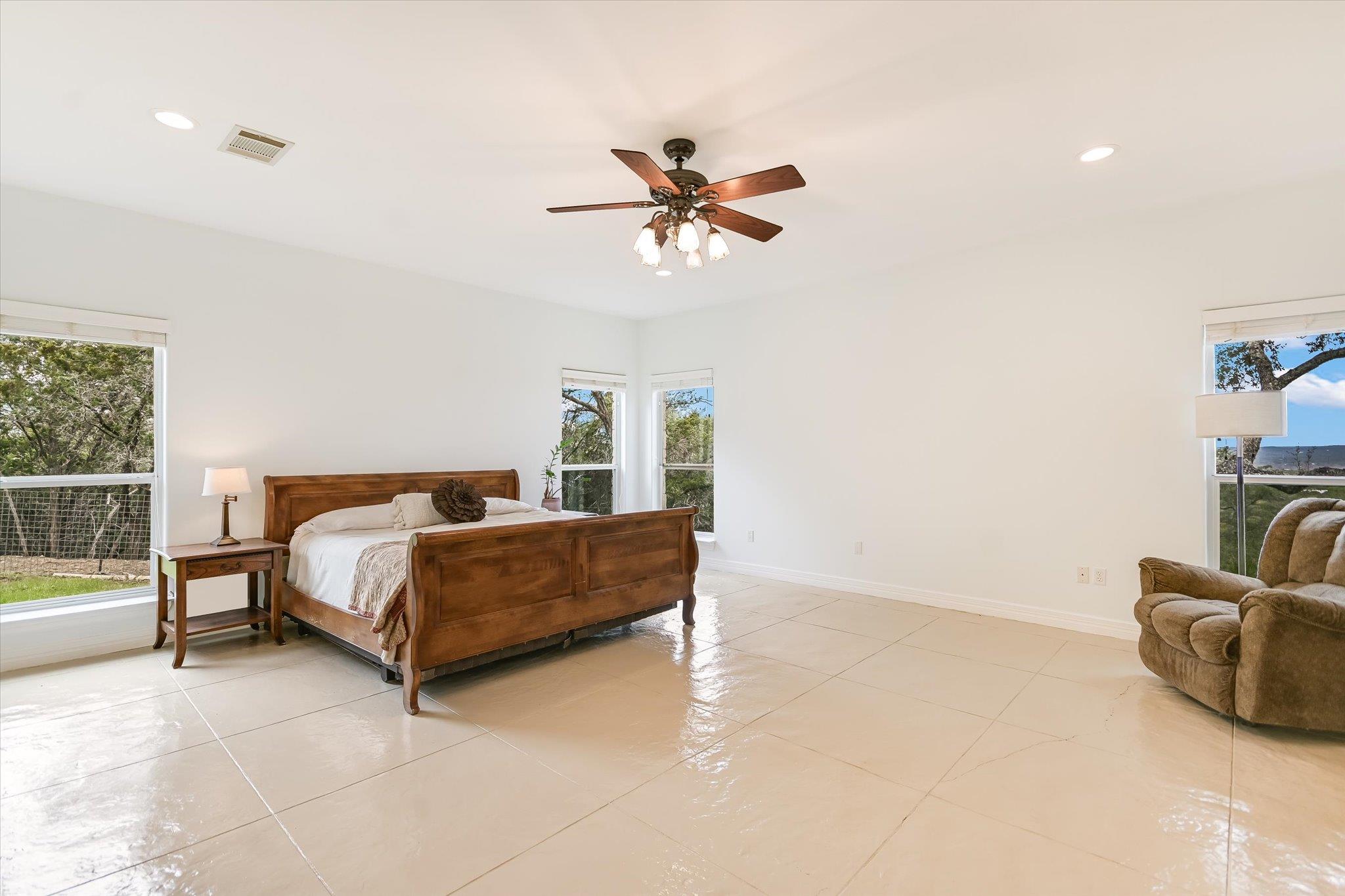 816 BUTTERCUP Ln, Wimberley, TX 78676