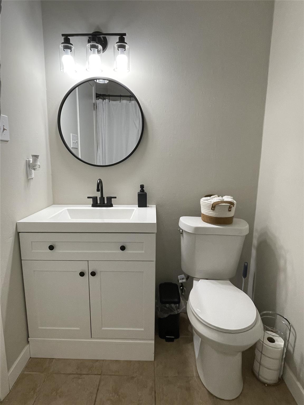 5004 Mashie Cv # A, Austin, TX 78744