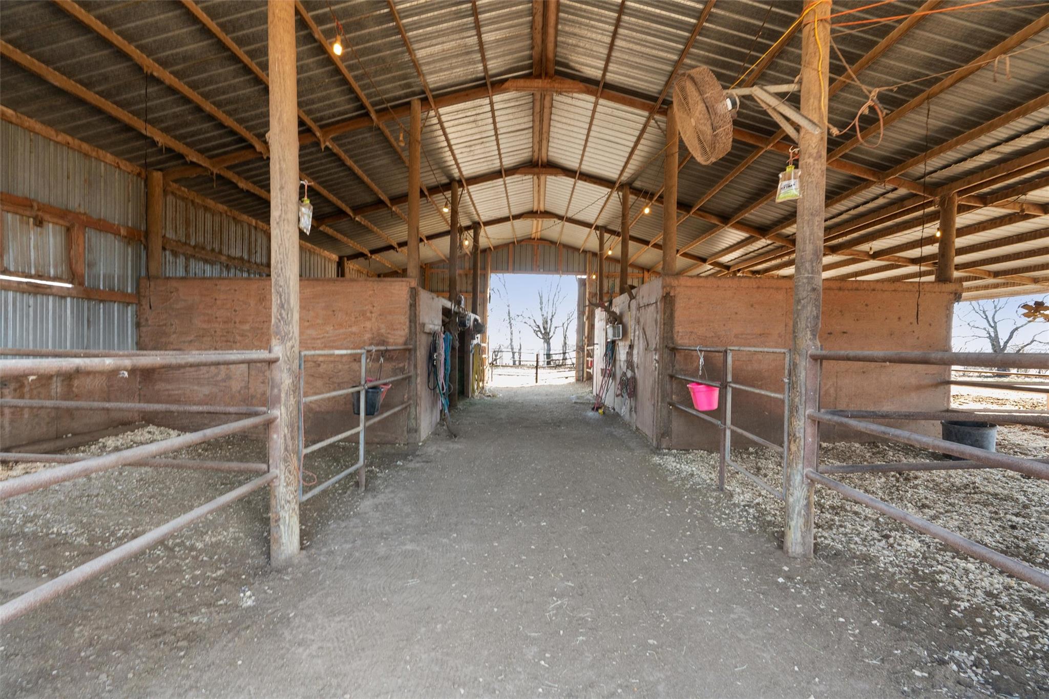 173 County Road 458A, Thorndale, TX 76577