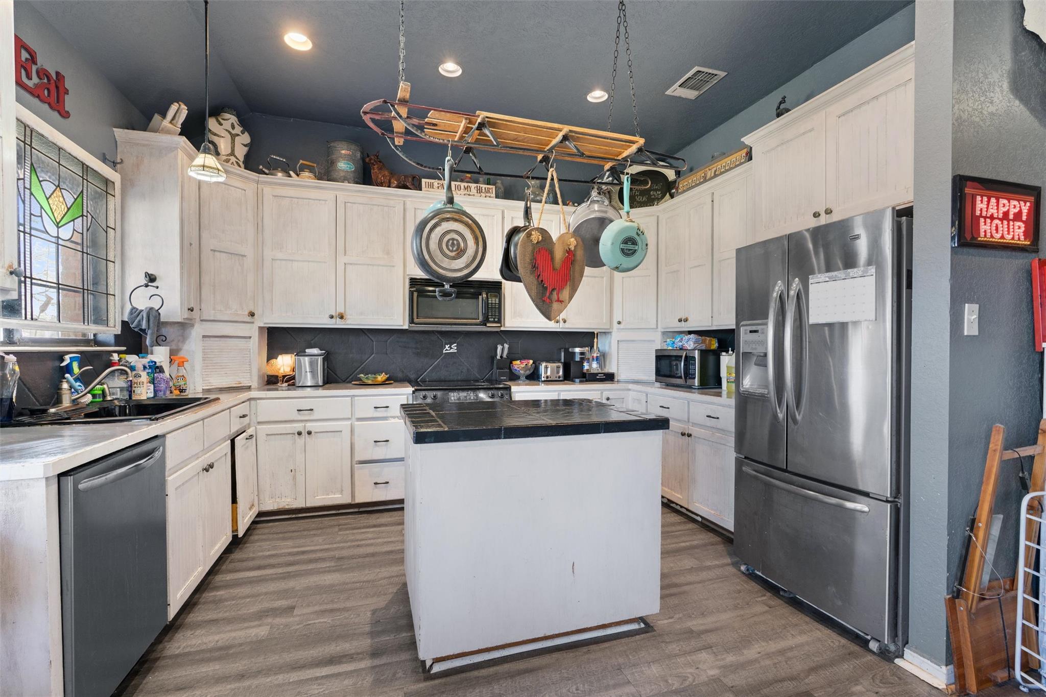 173 County Road 458A, Thorndale, TX 76577