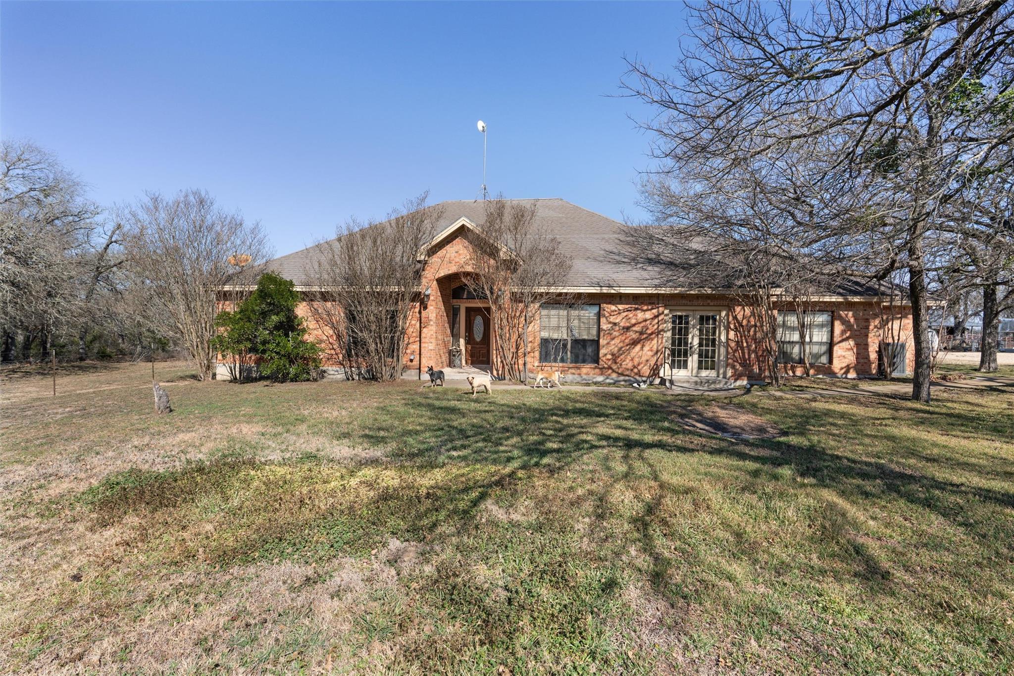 173 County Road 458A, Thorndale, TX 76577