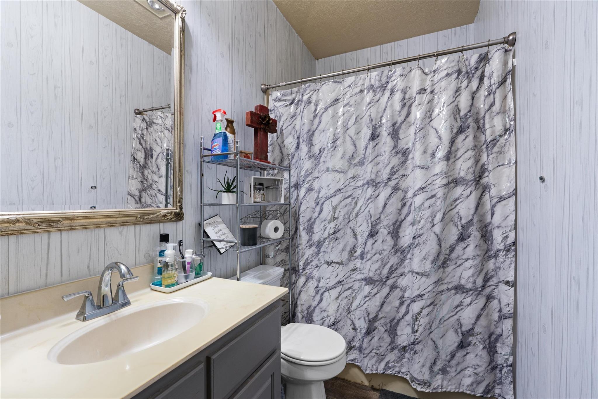 173 County Road 458A, Thorndale, TX 76577