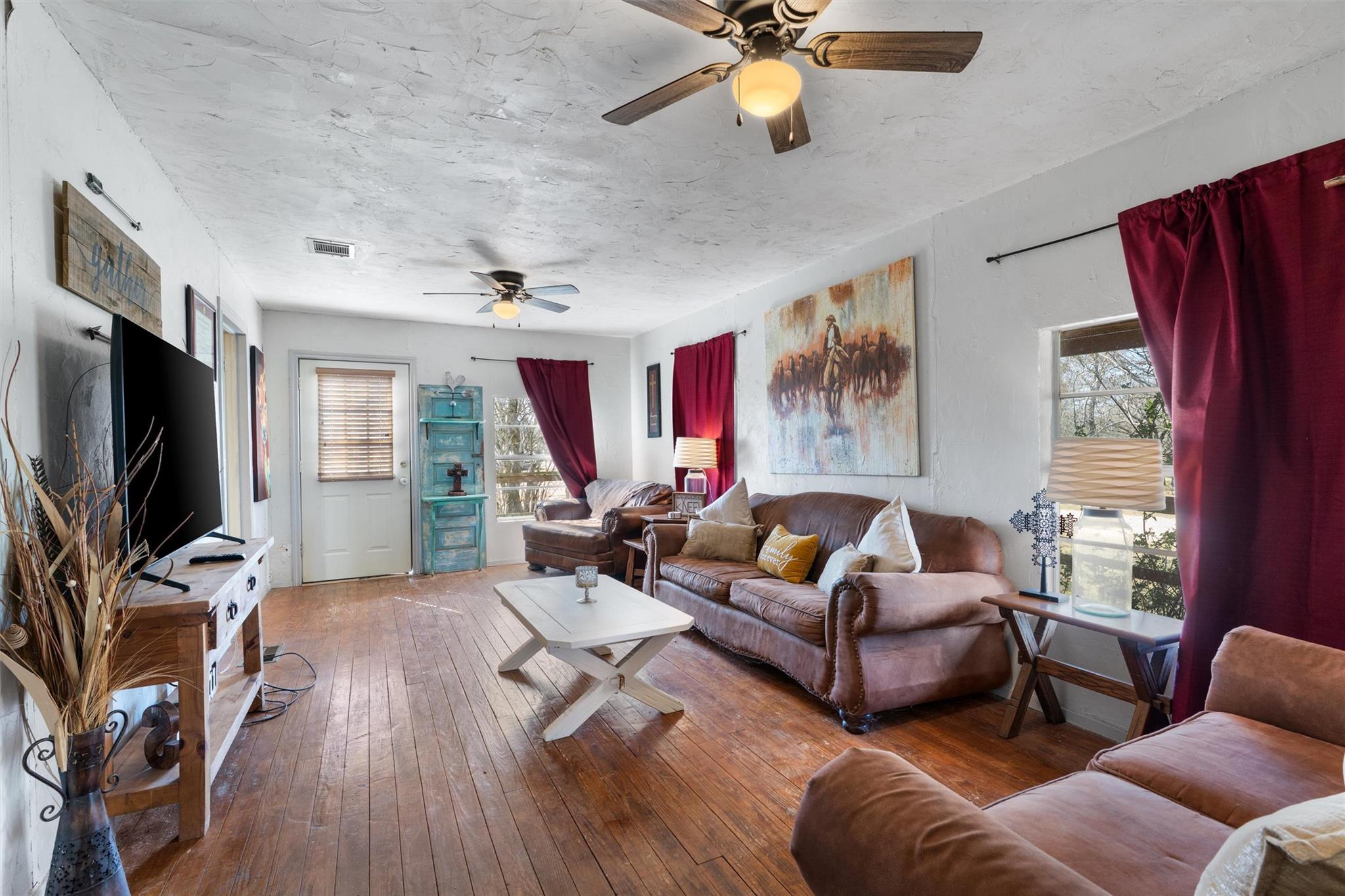 173 County Road 458A, Thorndale, TX 76577