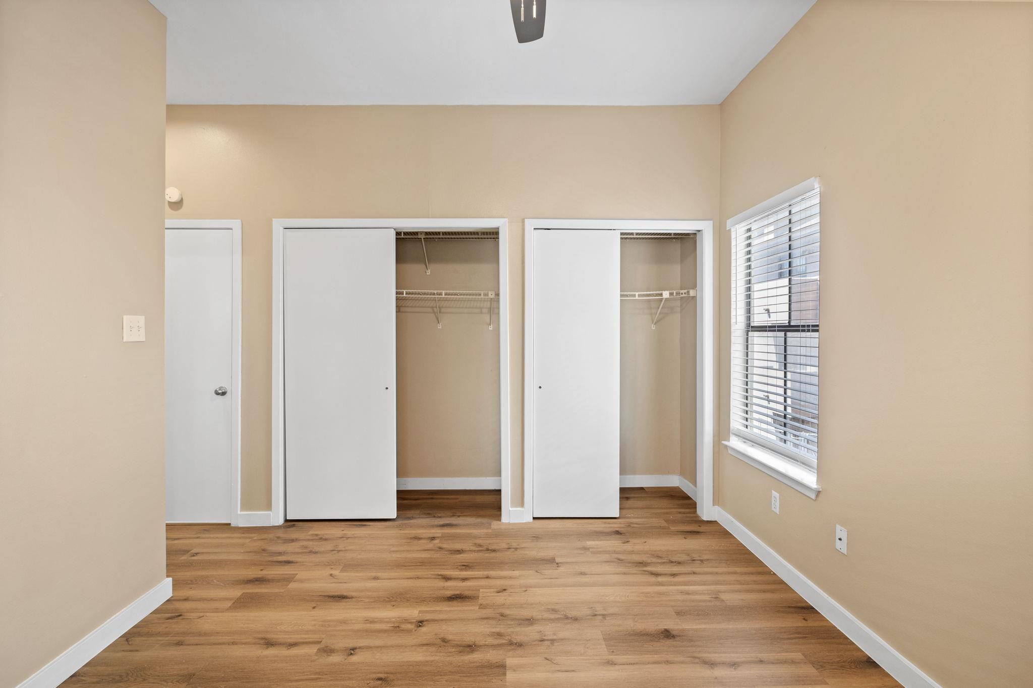 712 GRAHAM Pl # 302, Austin, TX 78705