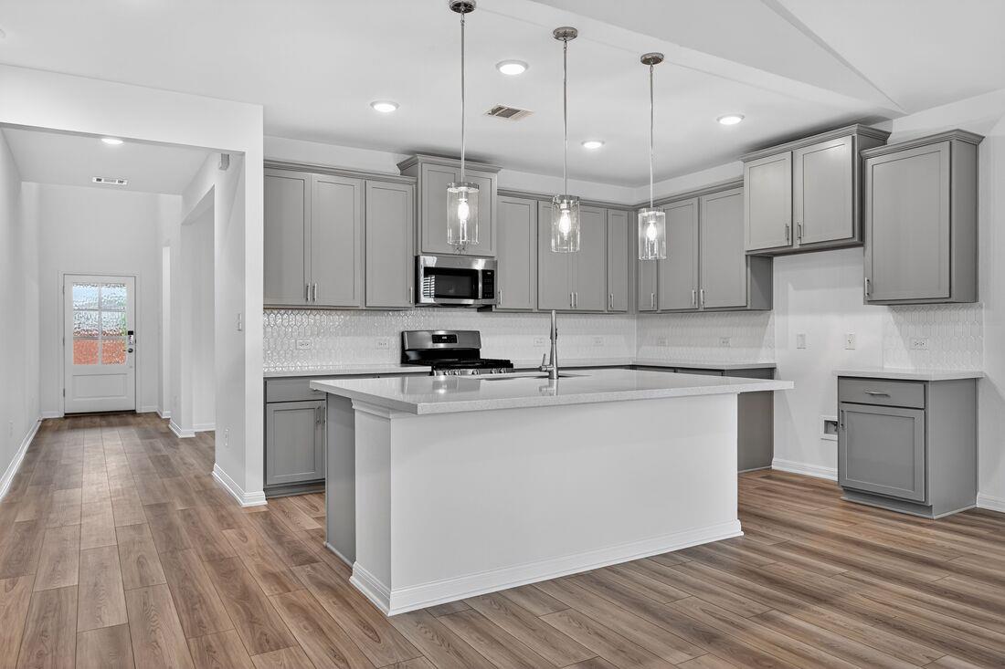 206 Childress St, Hutto, TX 78634