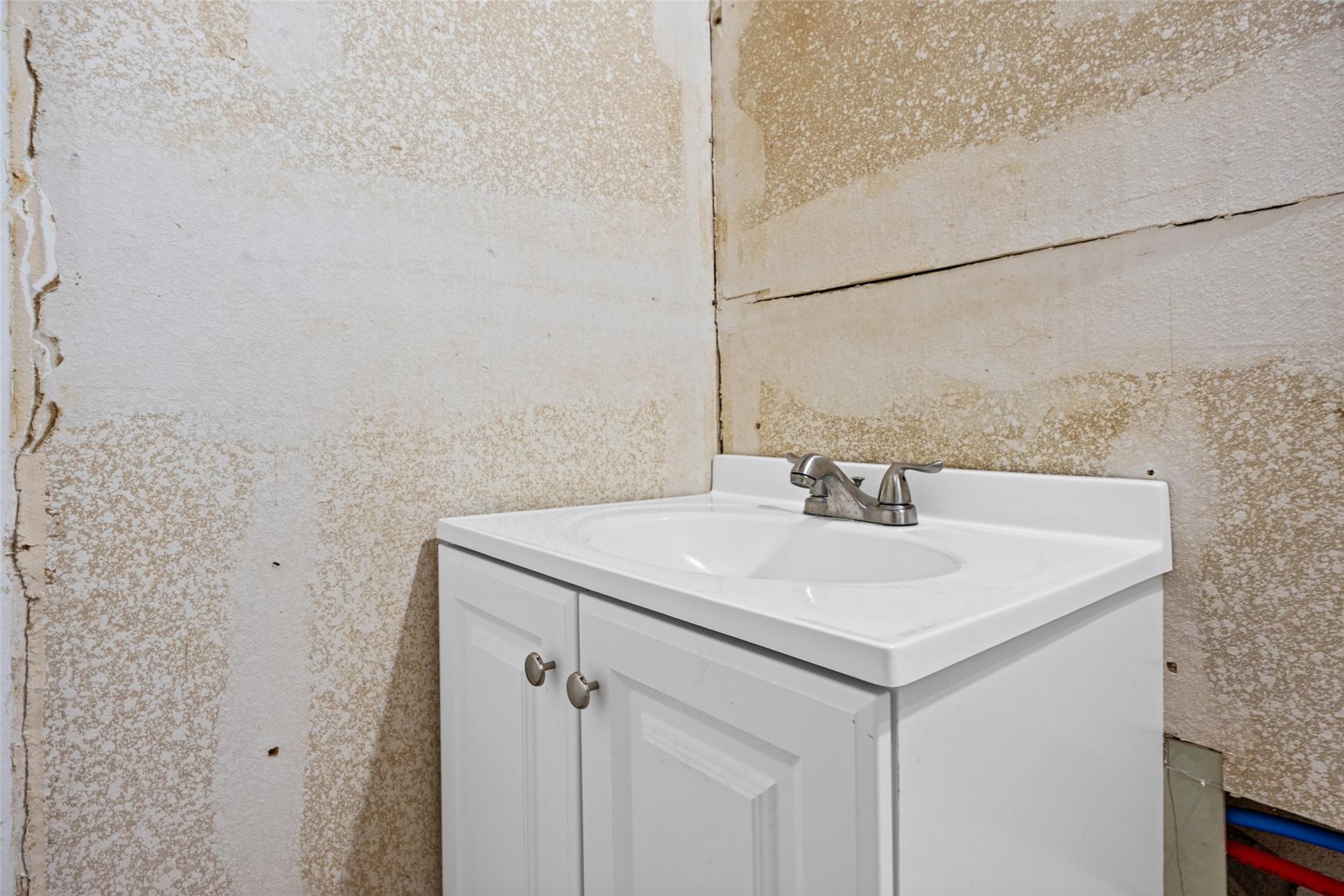 702 Zennia St, Austin, TX 78751