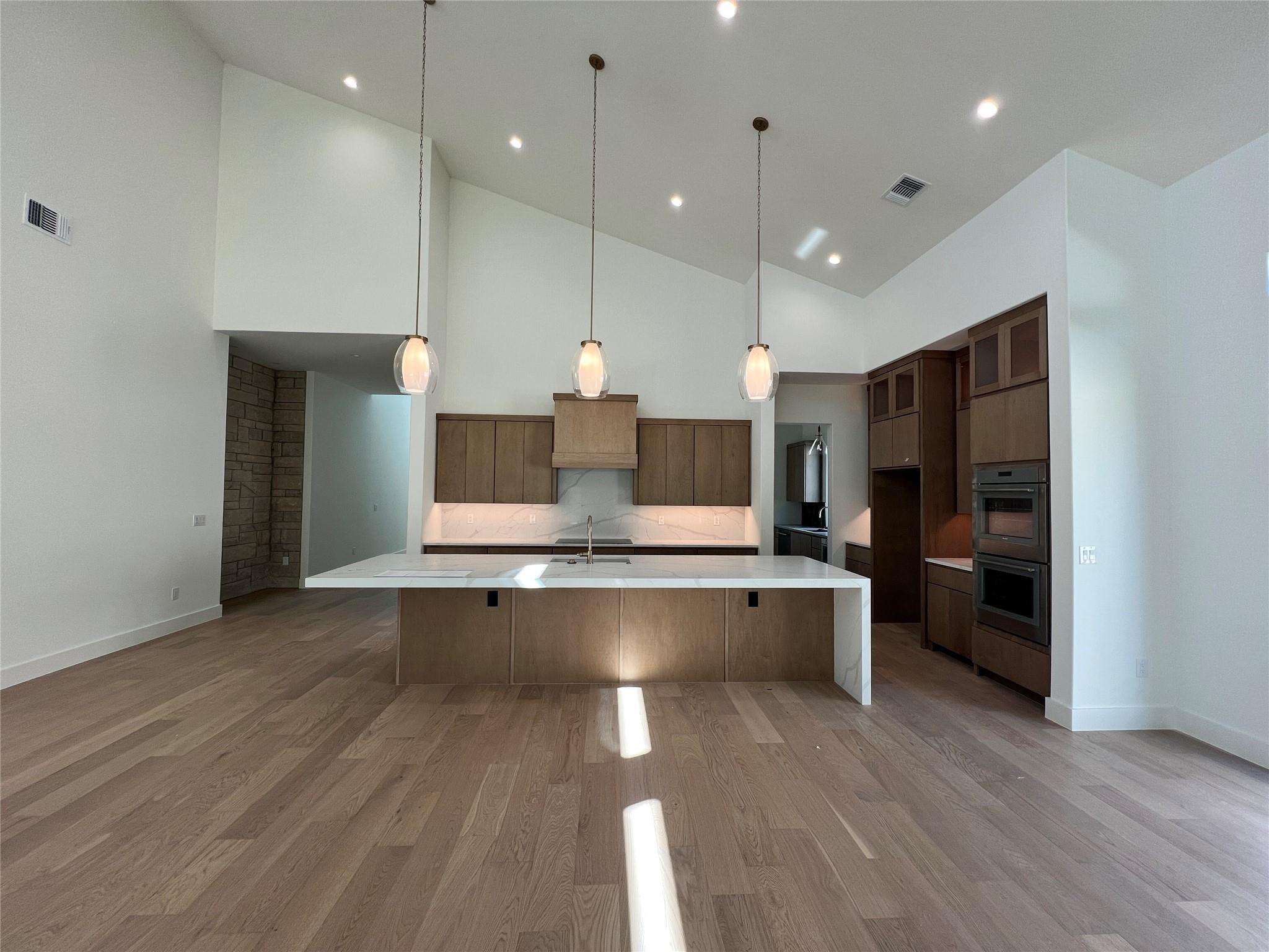 119 Azalea Loop, Horseshoe Bay, TX 78657