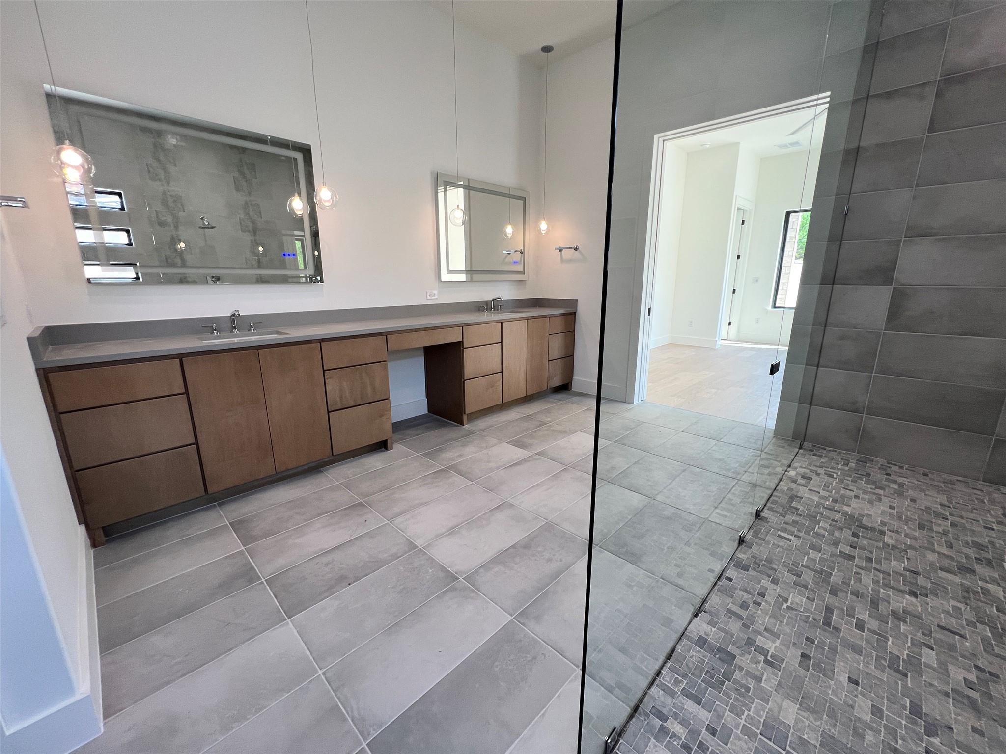 119 Azalea Loop, Horseshoe Bay, TX 78657