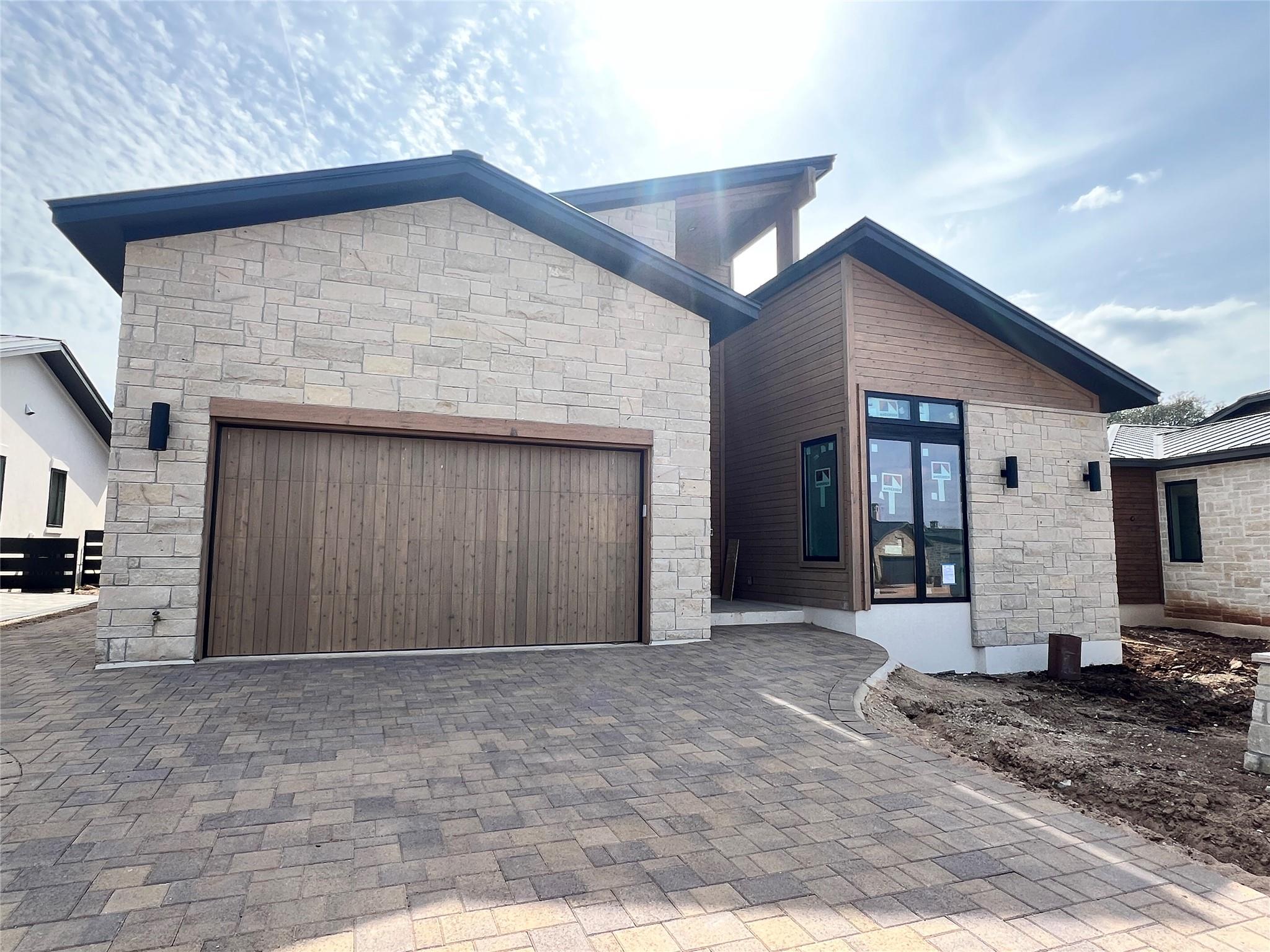 119 Azalea Loop, Horseshoe Bay, TX 78657