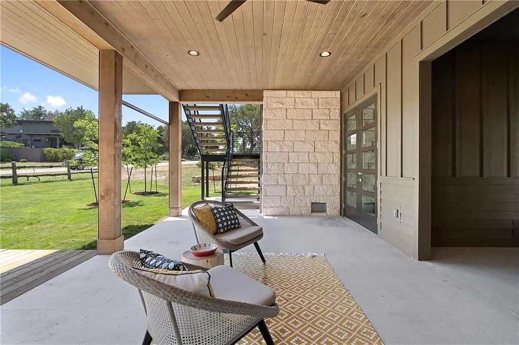 19213 Lost Tree Blvd, Spicewood, TX 78669