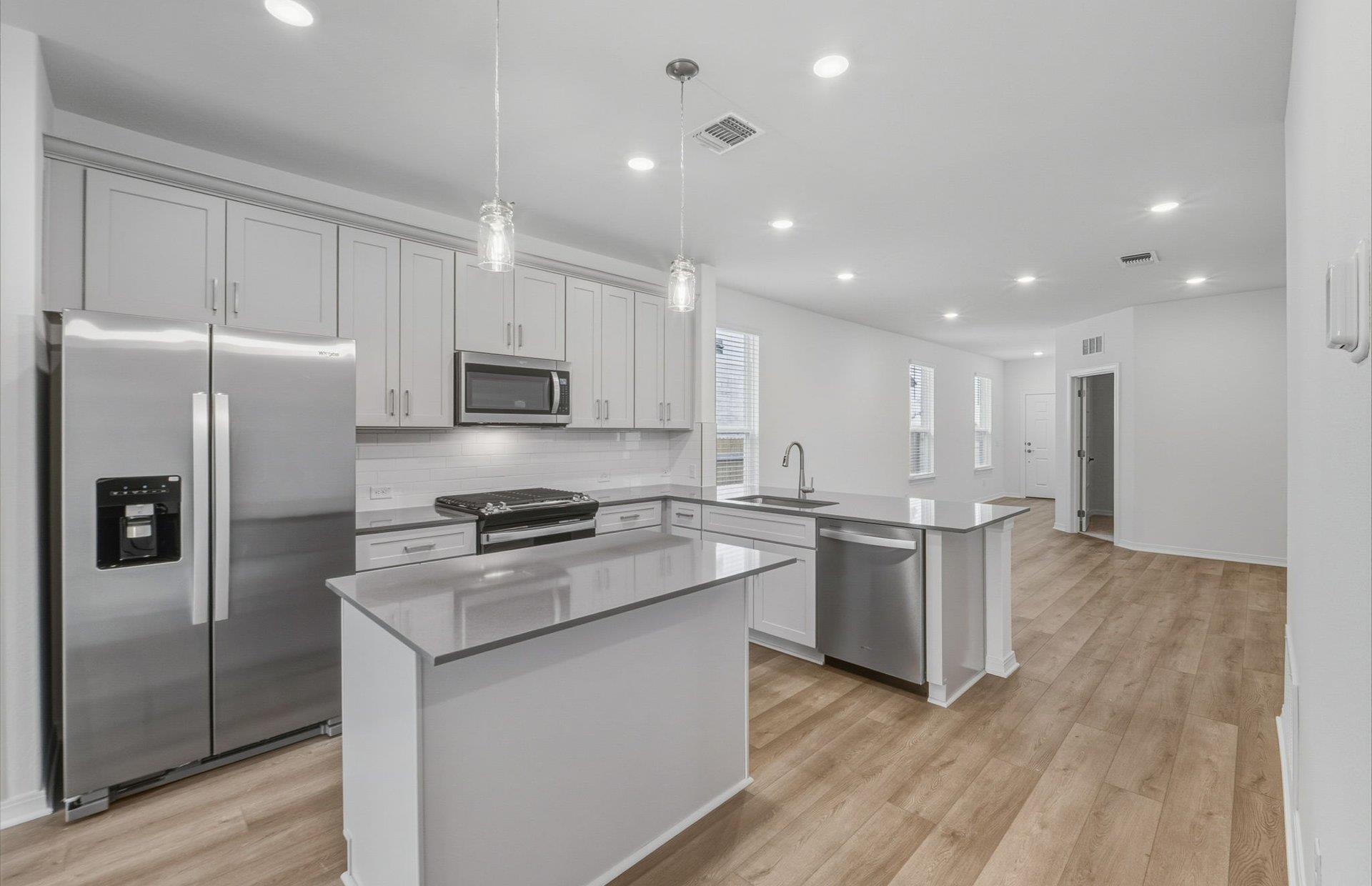 330 Bridge deck Loop, Kyle, TX 78640