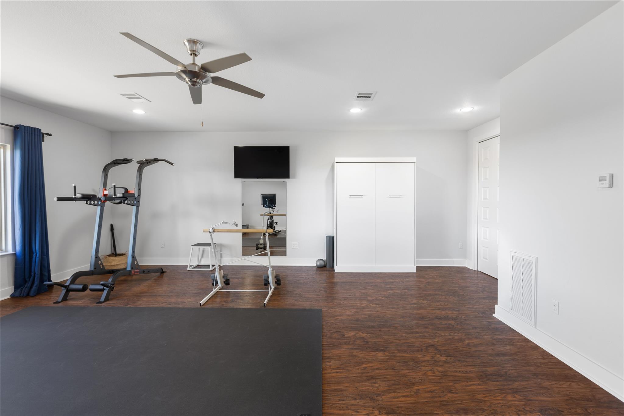 1821 Overland Stage Rd, Dripping Springs, TX 78620