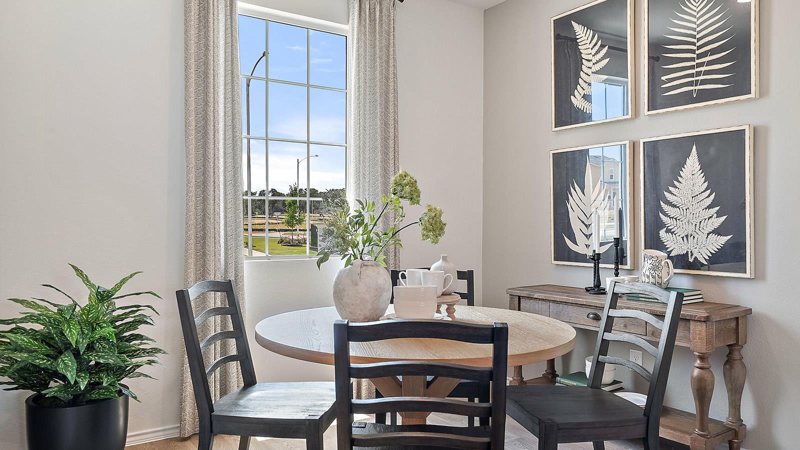 318 NIZAO Ln, Bastrop, TX 78602