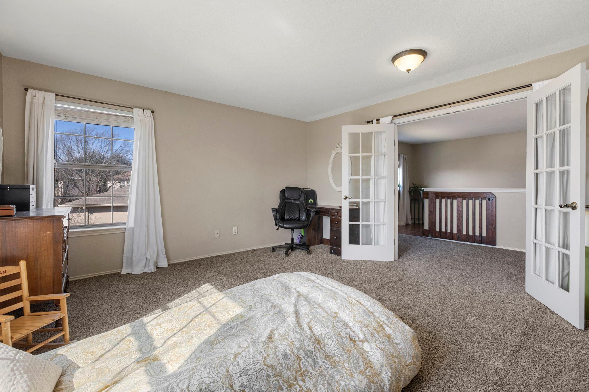 4405 Woodstock Dr, Georgetown, TX 78633