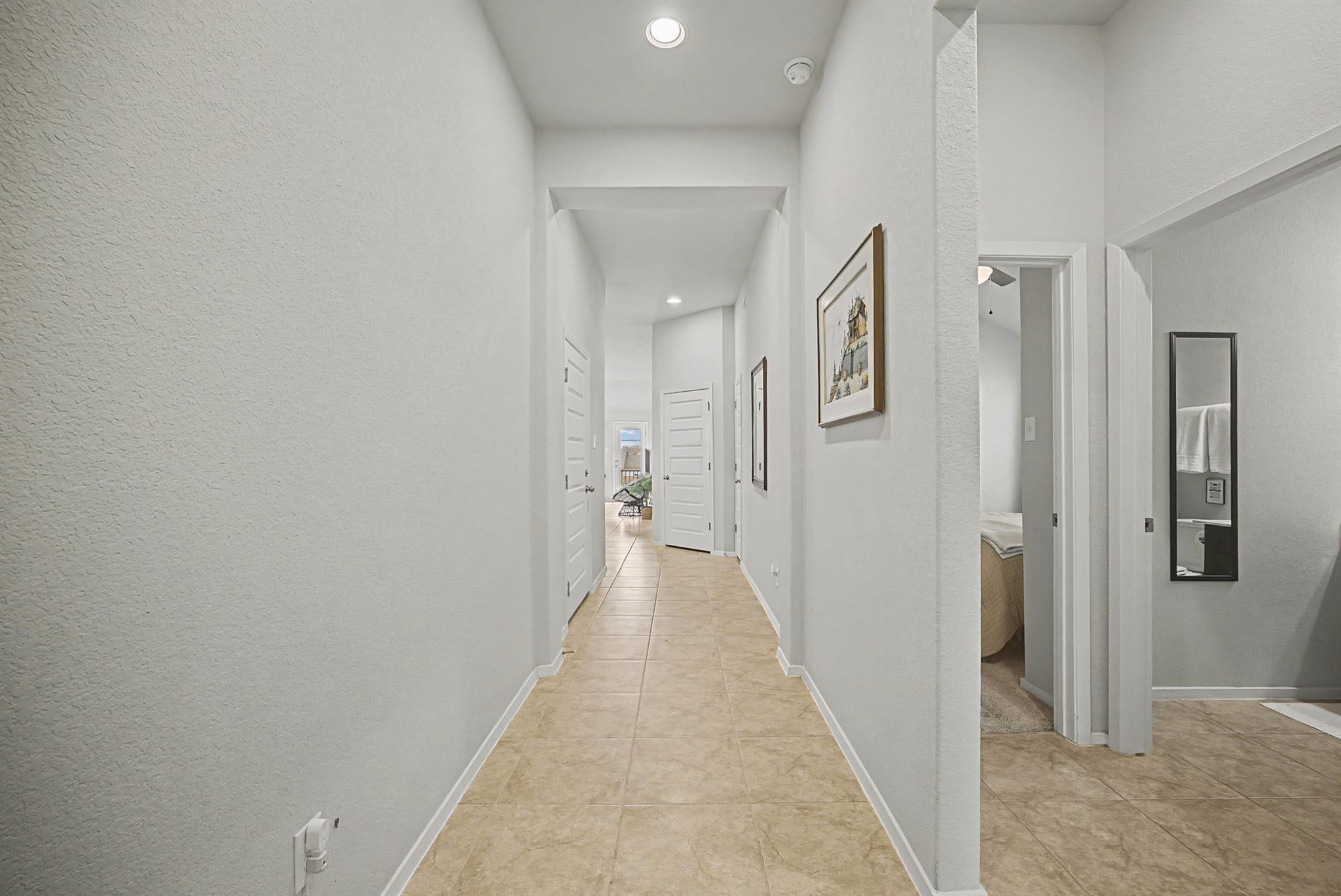 425 Spiny Lizard Ln, San Marcos, TX 78666