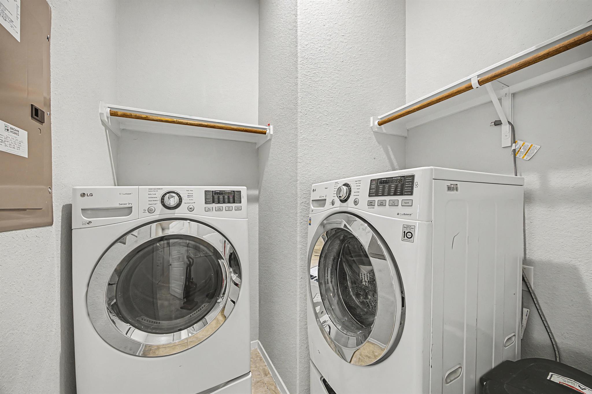 425 Spiny Lizard Ln, San Marcos, TX 78666