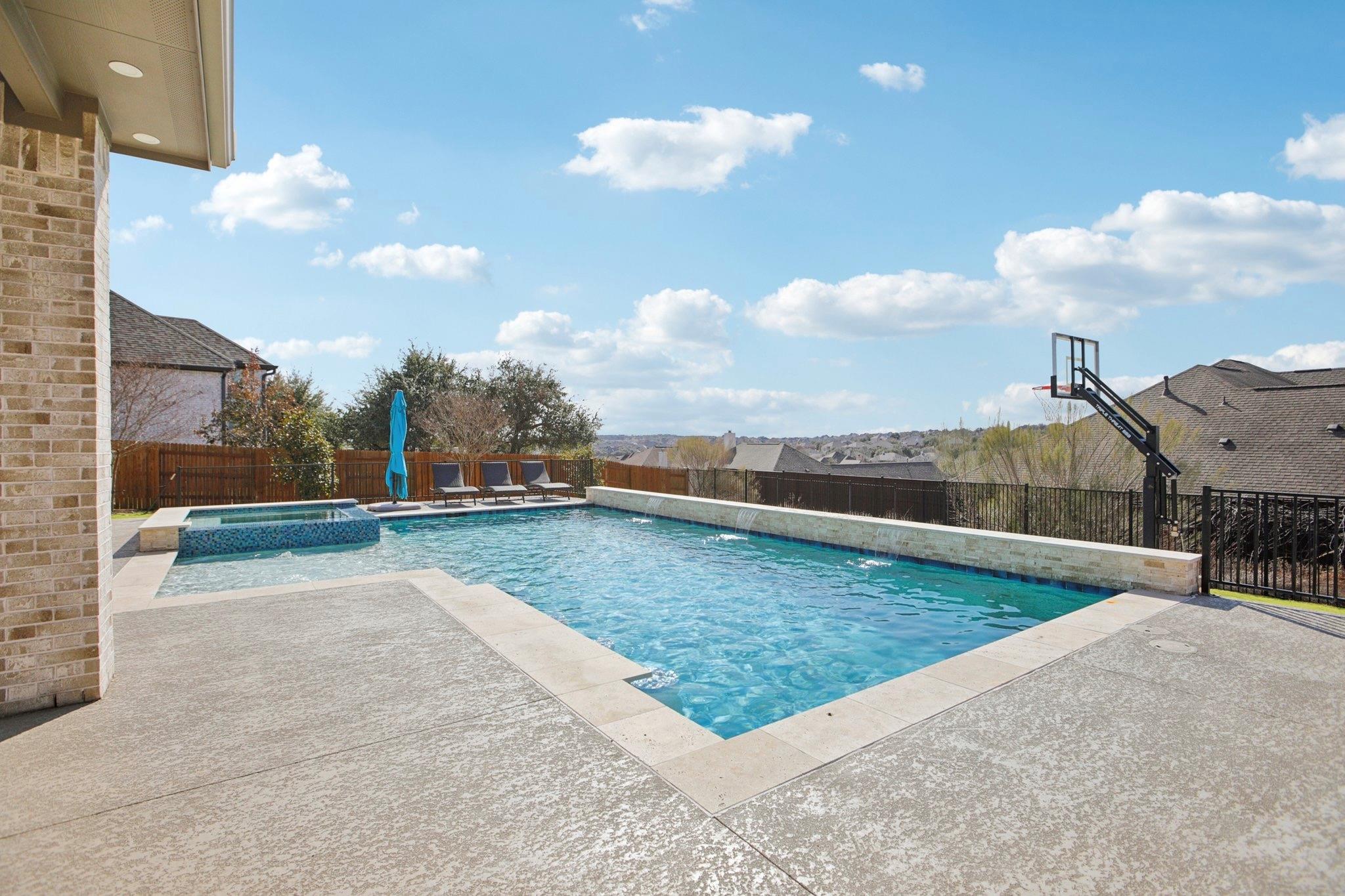 224 Rocky Spot Dr, Austin, TX 78737