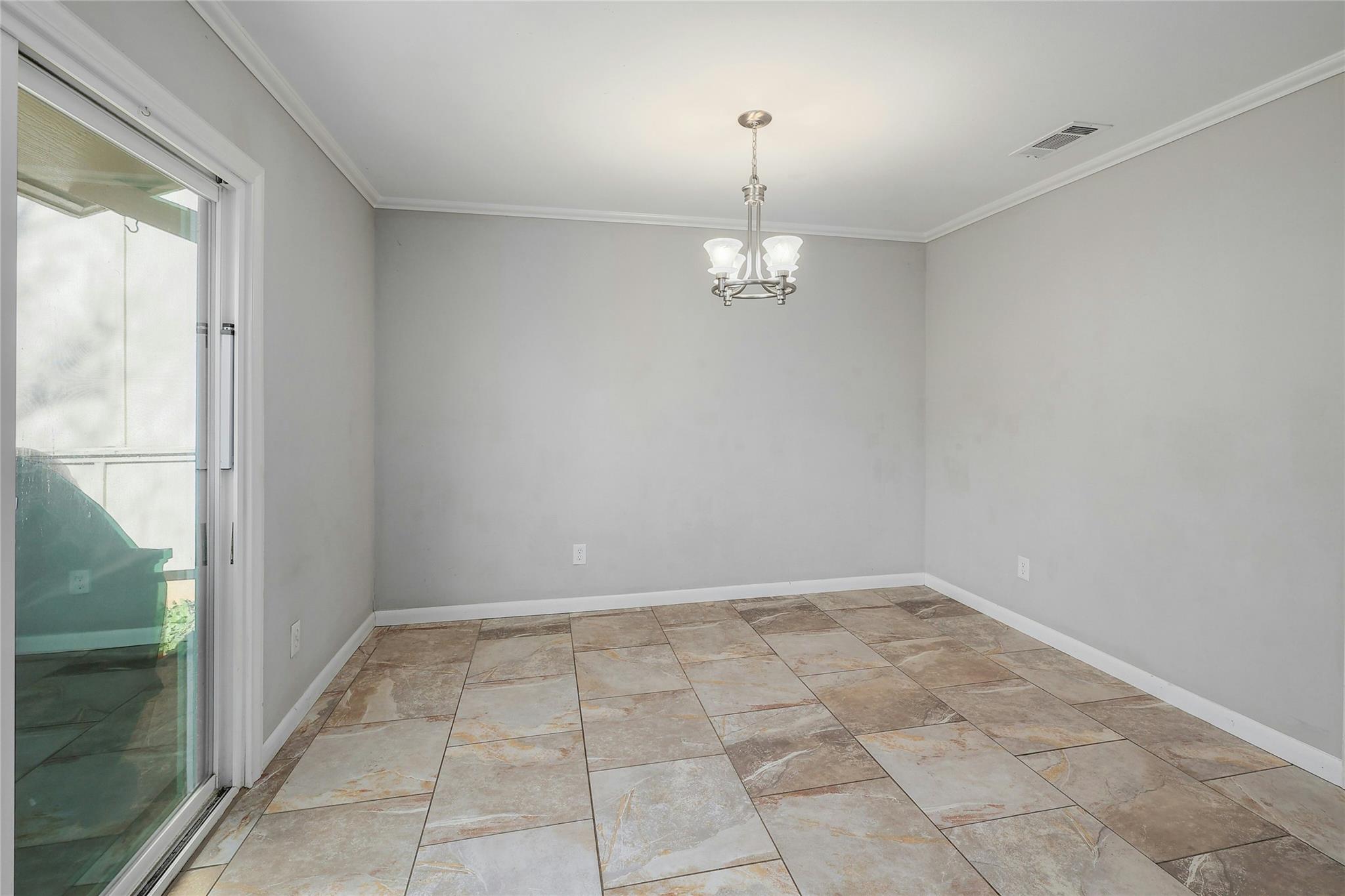 2002 Millay Dr # 118, Austin, TX 78752