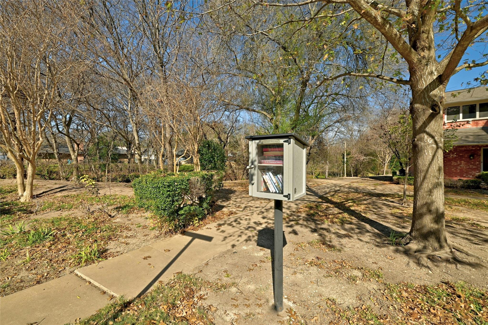 2002 Millay Dr # 118, Austin, TX 78752