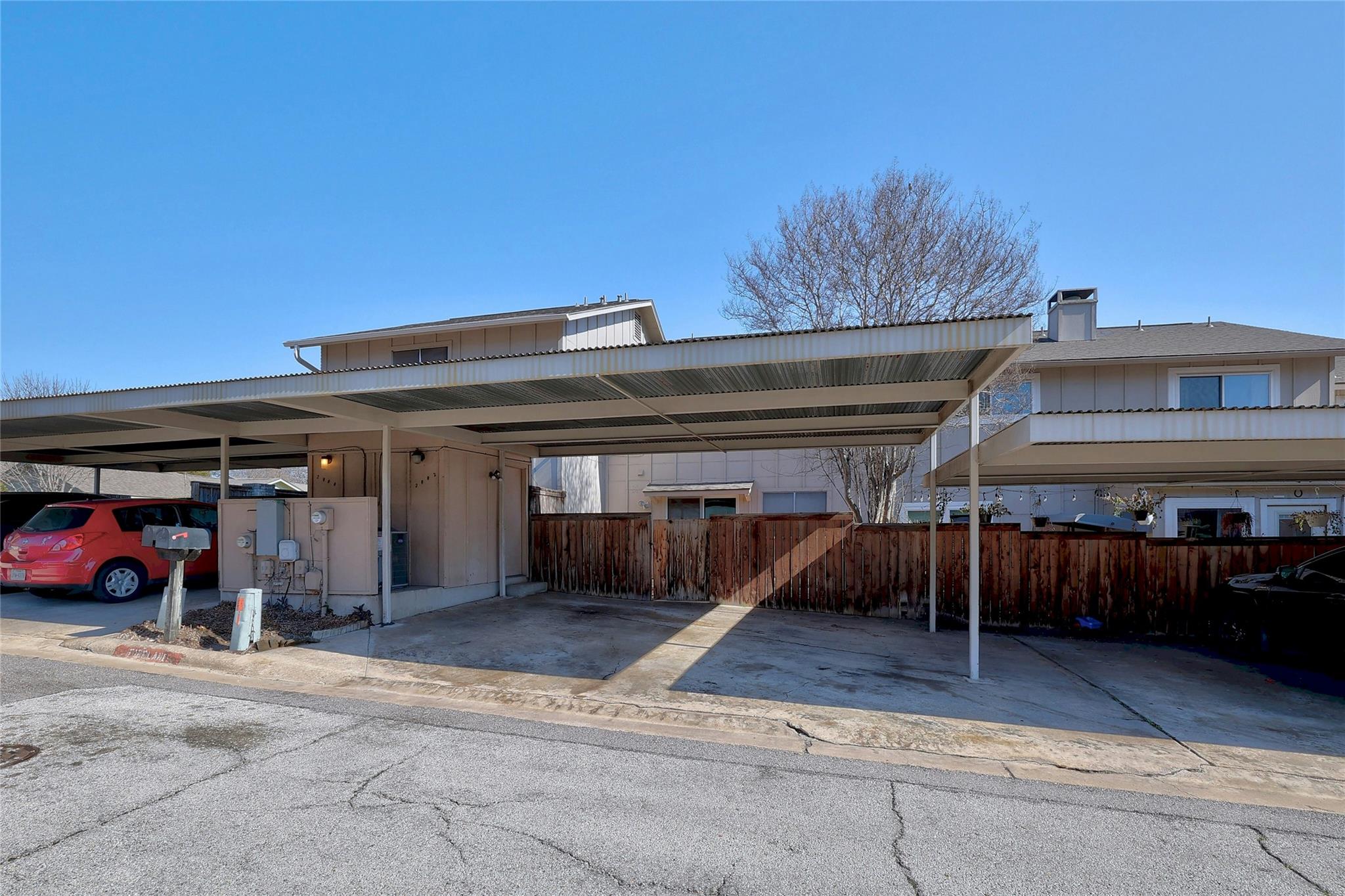 2002 Millay Dr # 118, Austin, TX 78752