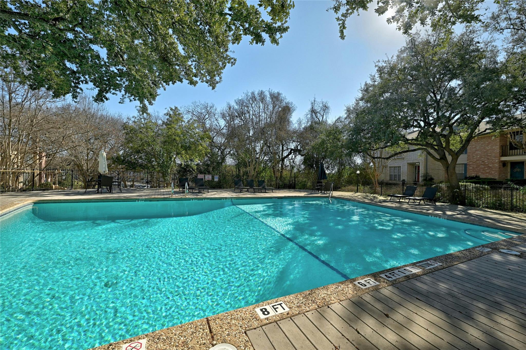 2002 Millay Dr # 118, Austin, TX 78752