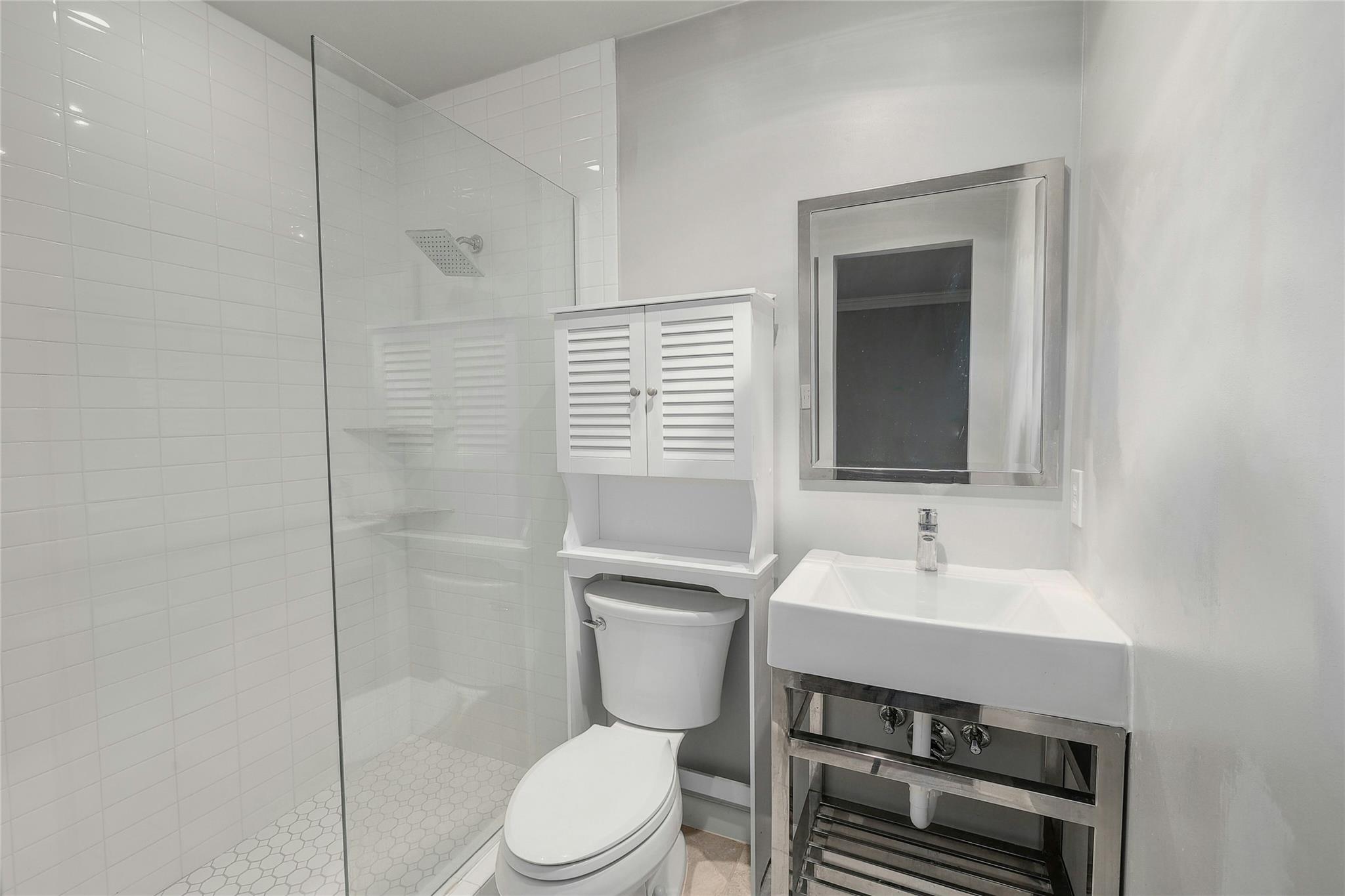 2002 Millay Dr # 118, Austin, TX 78752