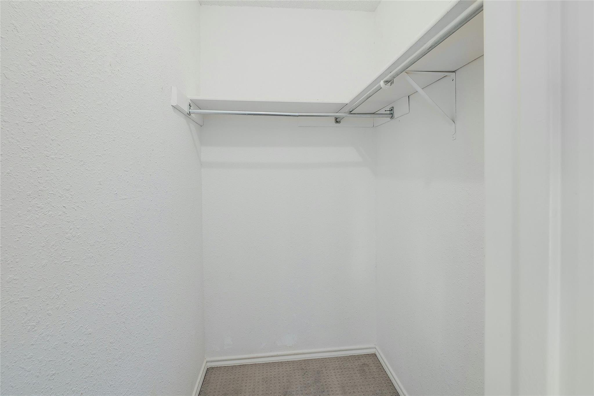 2002 Millay Dr # 118, Austin, TX 78752