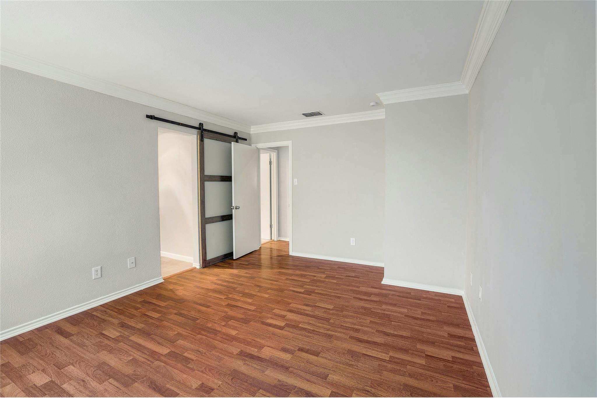 2002 Millay Dr # 118, Austin, TX 78752