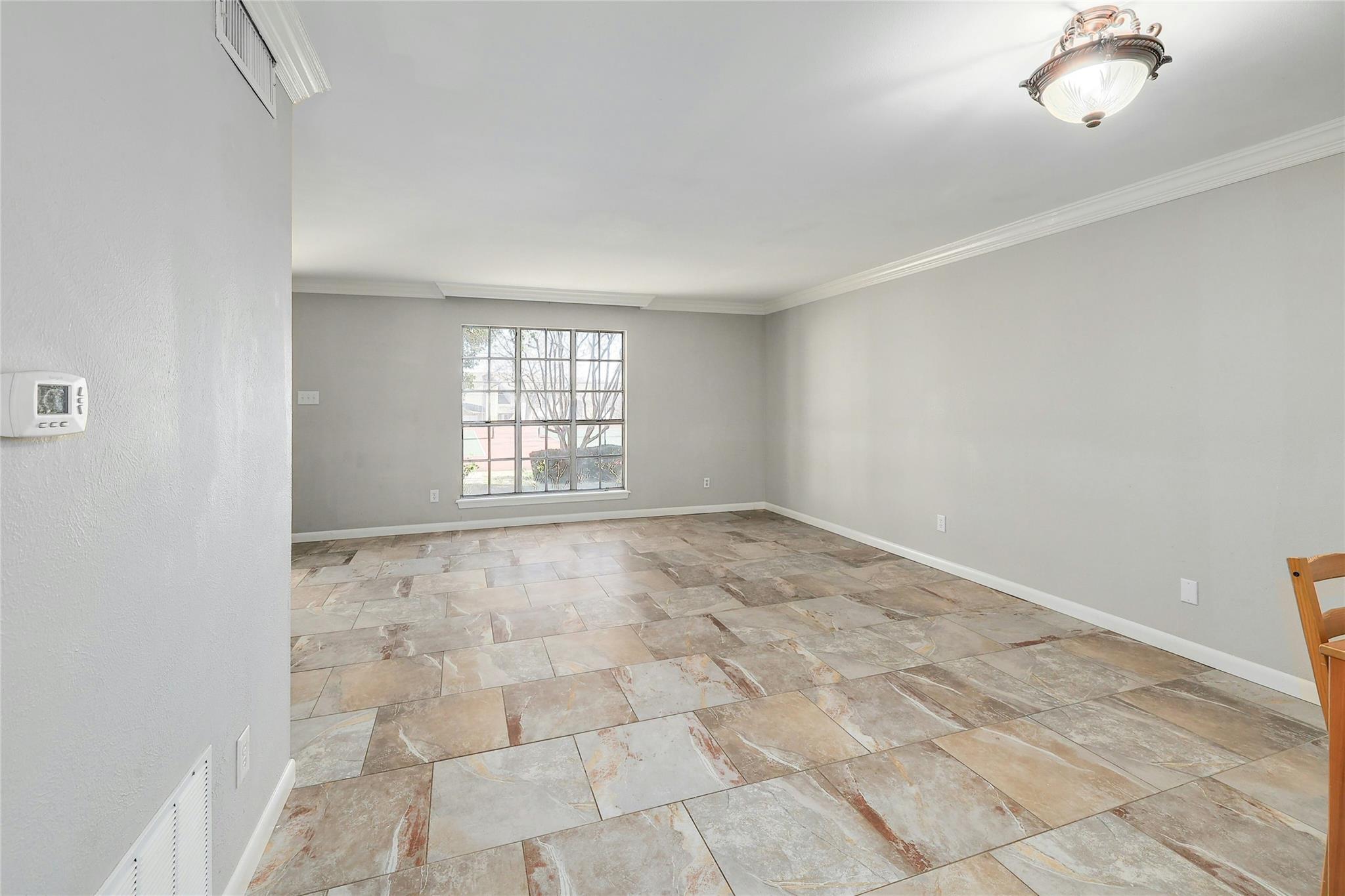 2002 Millay Dr # 118, Austin, TX 78752