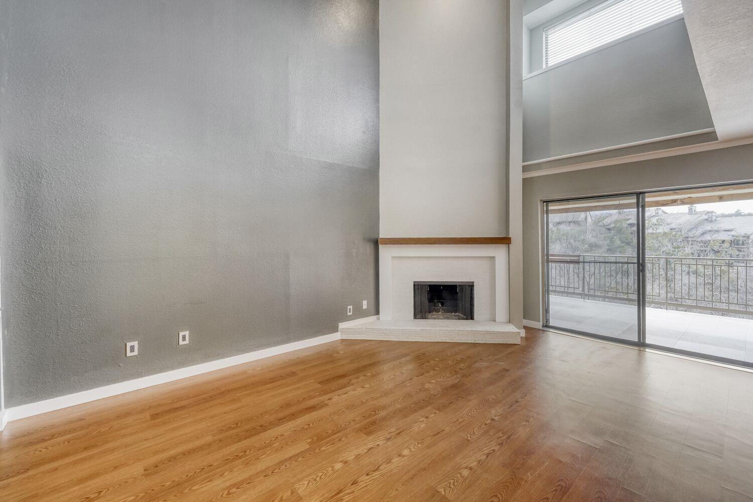 8200 Neely Dr # 214, Austin, TX 78759