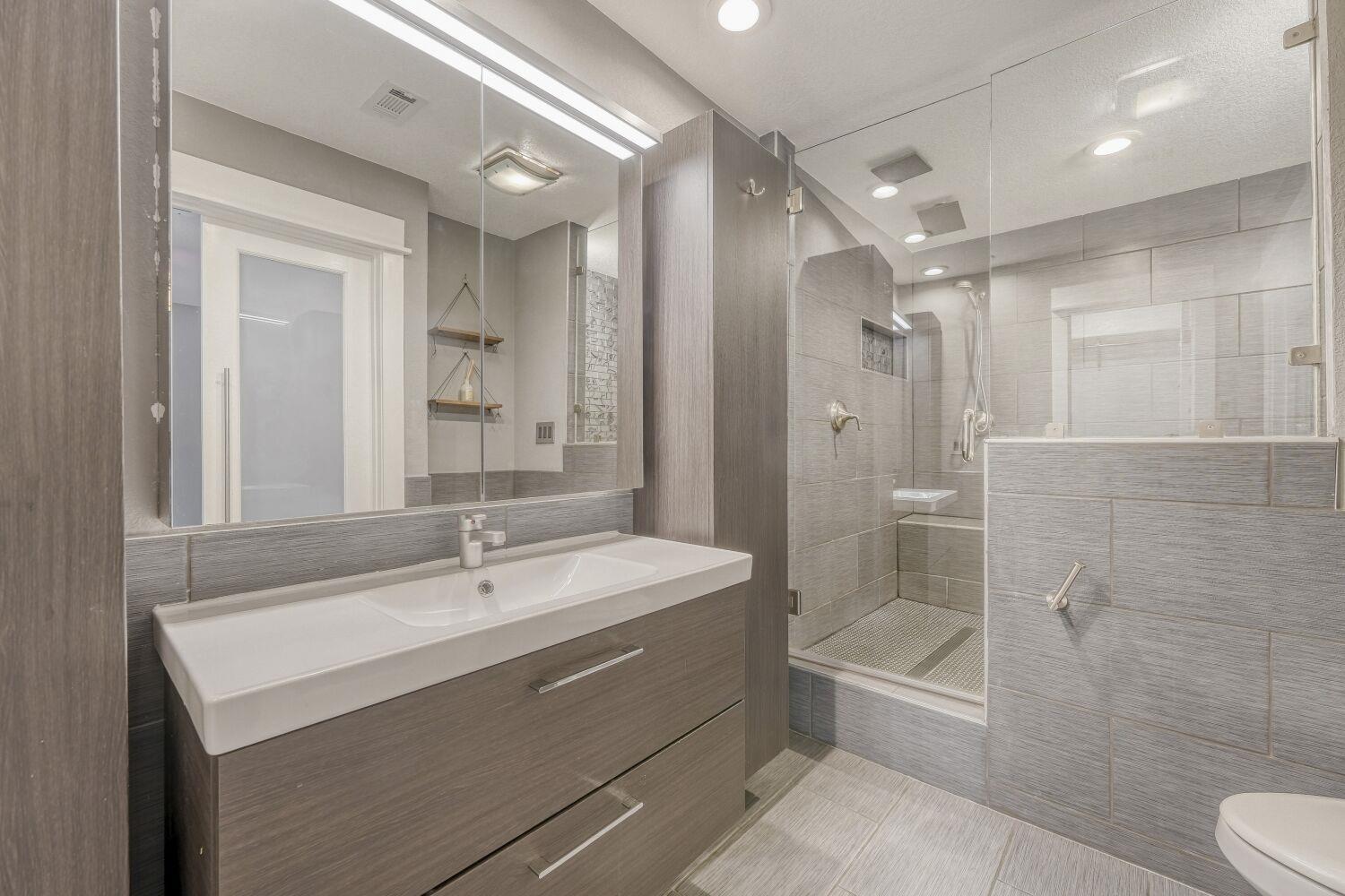 8200 Neely Dr # 214, Austin, TX 78759