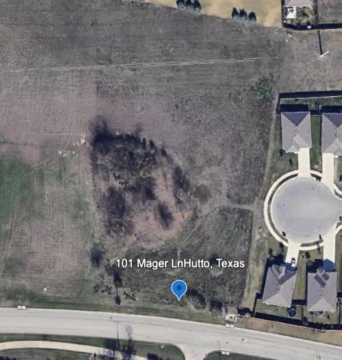 101 Mager Ln, Hutto, TX 78634