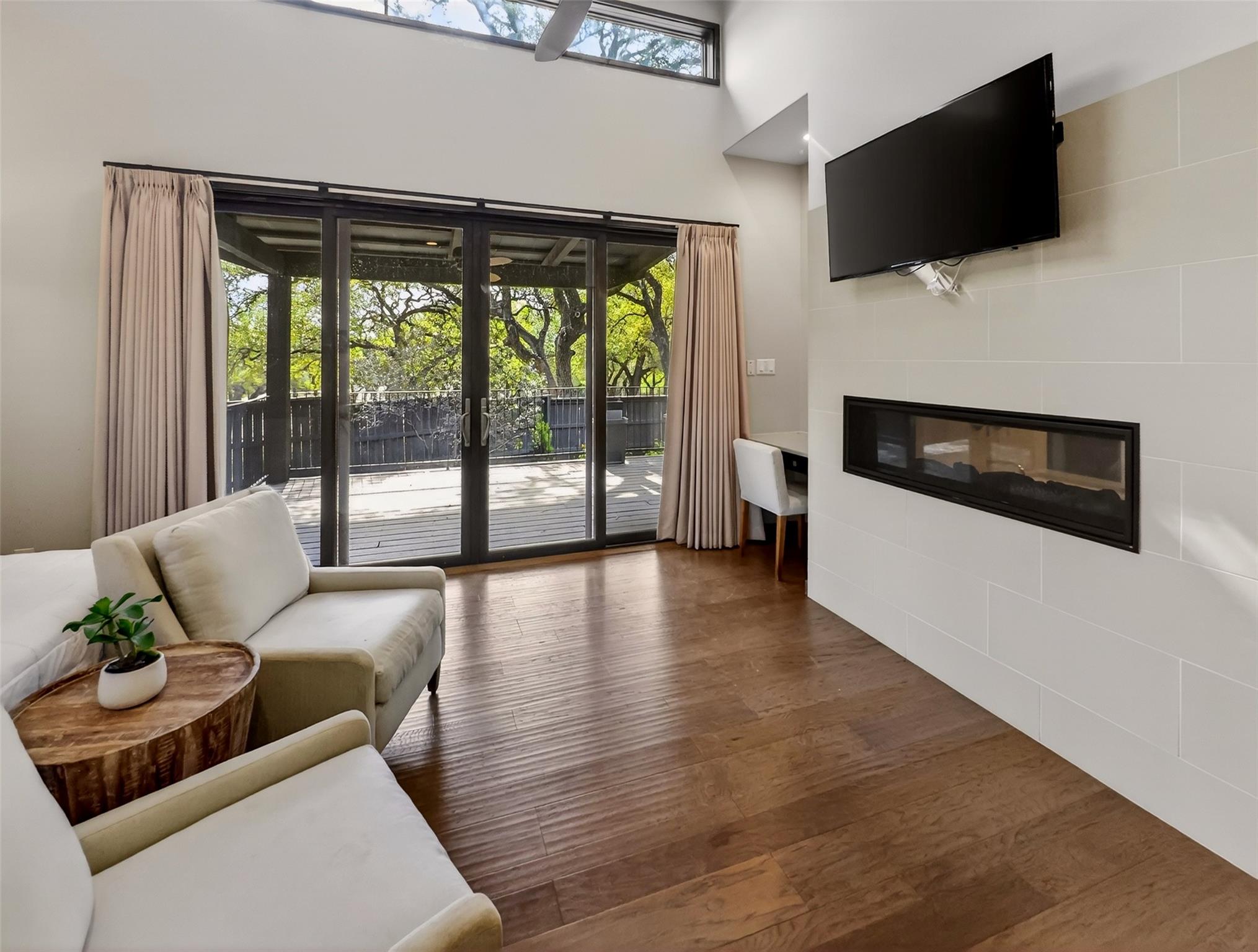 2113 Barbaro Way unit 17 Way # 17, Spicewood, TX 78669