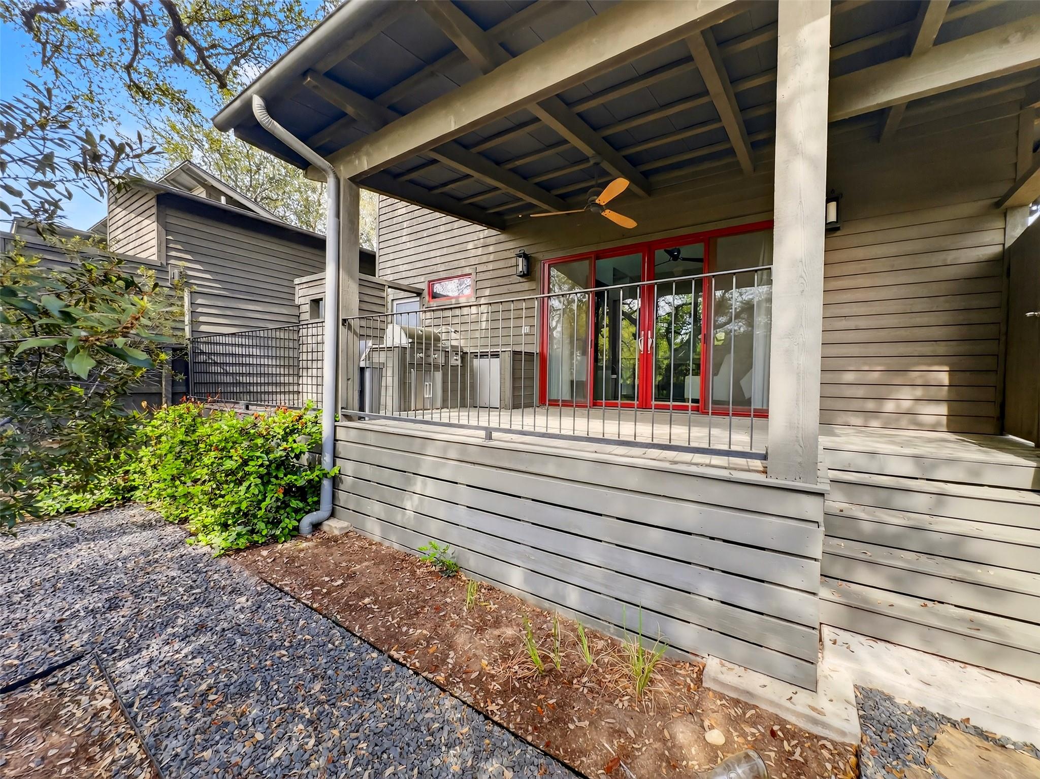 2113 Barbaro Way unit 17 Way # 17, Spicewood, TX 78669