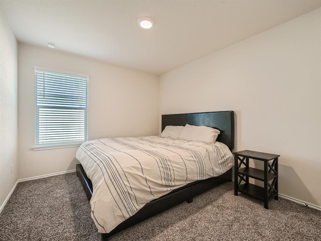 201 Break Ave, Taylor, TX 76574