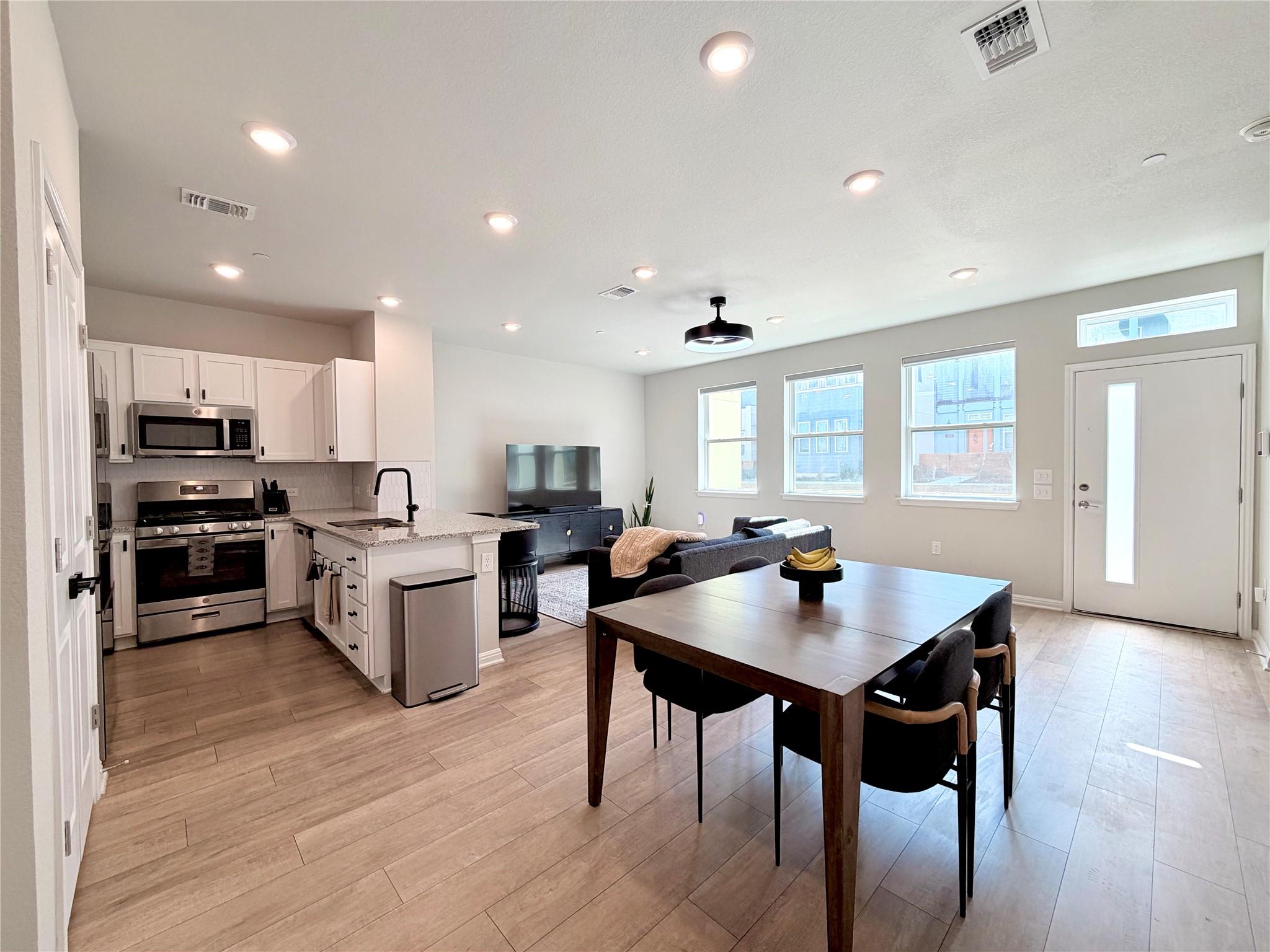 9015 Cattle Baron Path # 1803, Austin, TX 78747