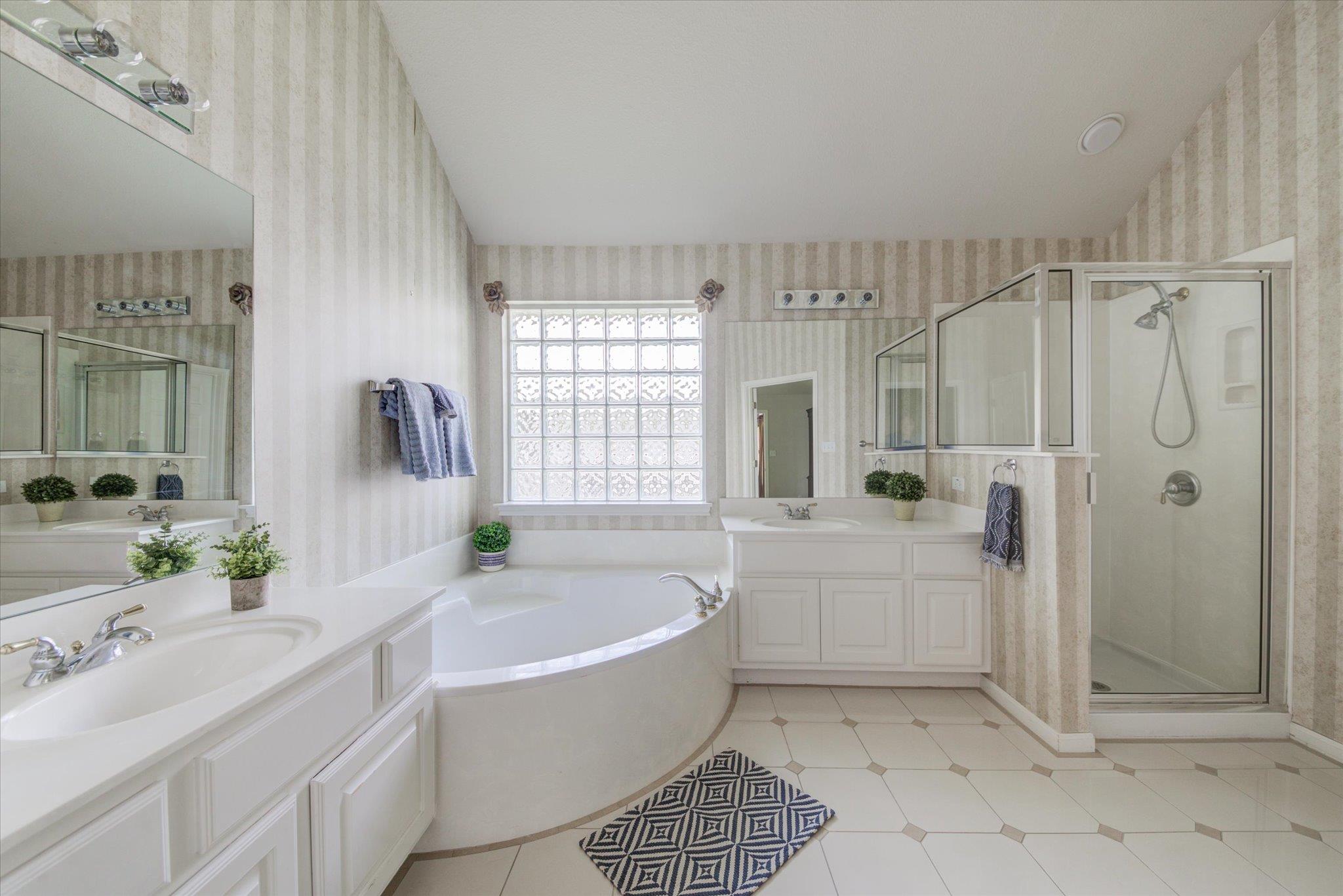 2023 Kimbrook Dr, Round Rock, TX 78681