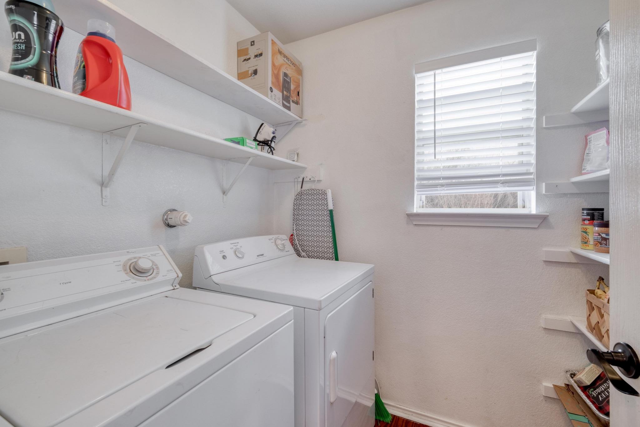 4302 Kings Canyon Dr, Taylor, TX 76574