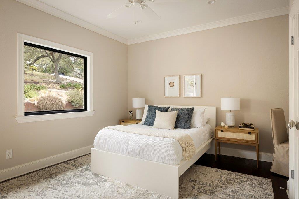 11 Ehrlich Rd, Austin, TX 78746