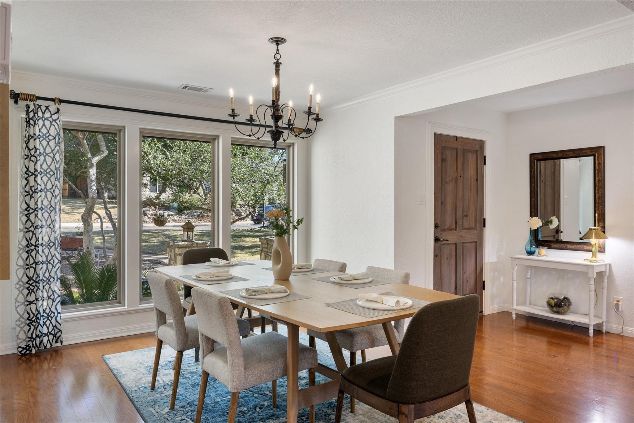 10810 Wintergreen Hl, Austin, TX 78750