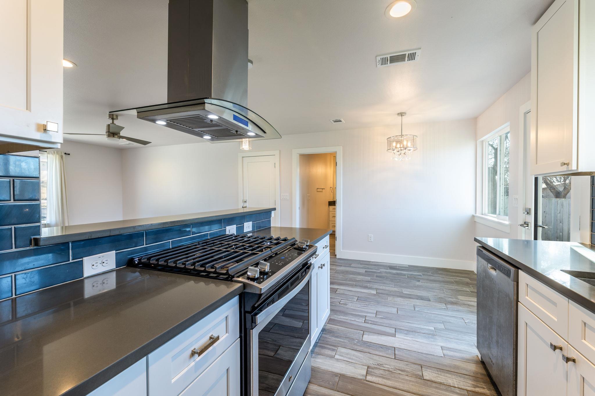 8410 Romney Rd, Austin, TX 78748