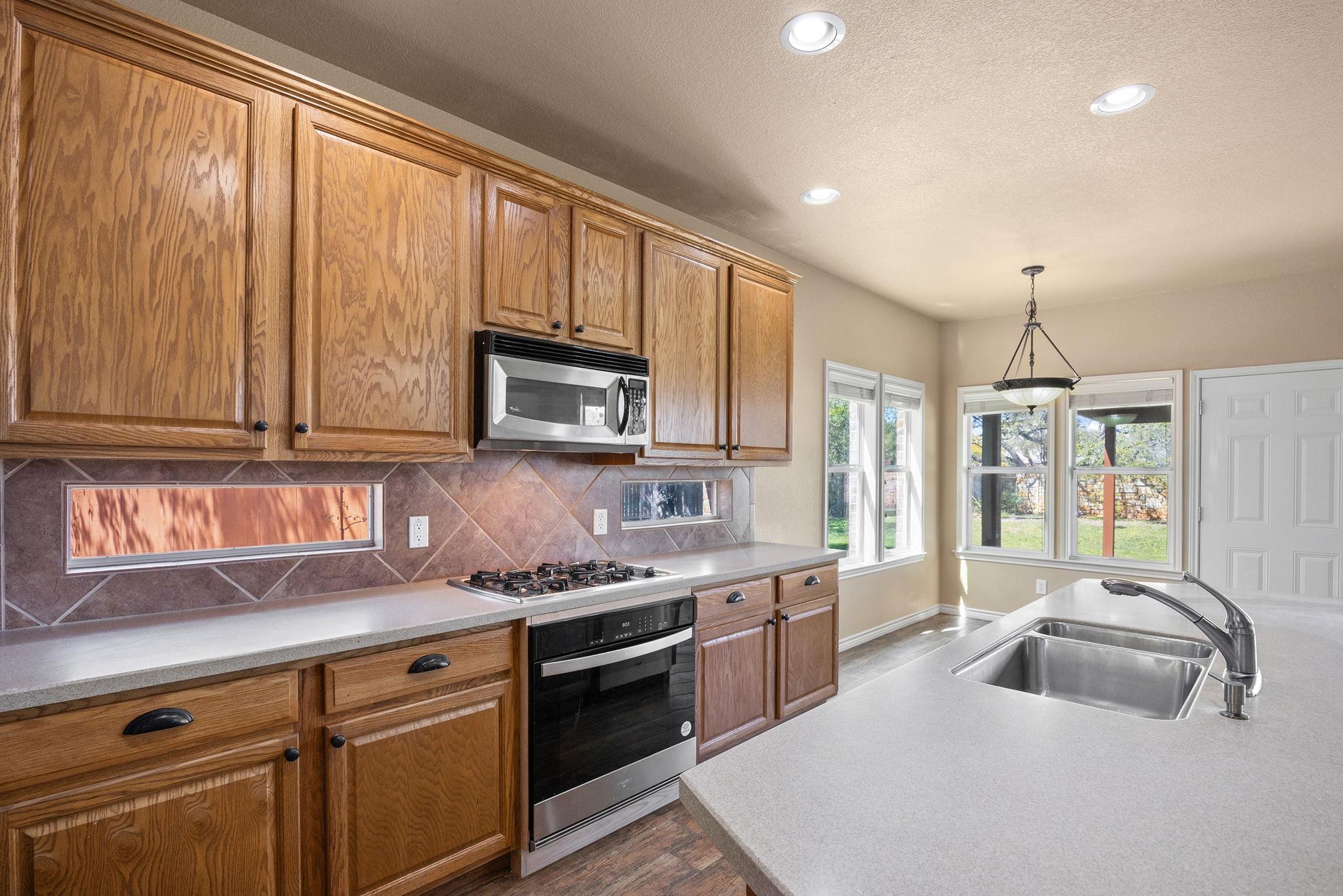 2403 Beeleigh Ct, Cedar Park, TX 78613