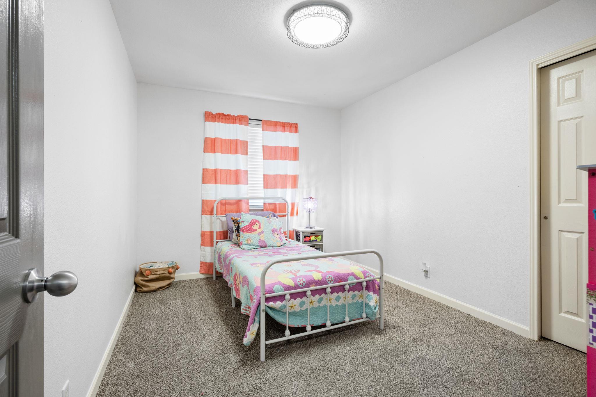 304 Old Peak Rd, Georgetown, TX 78626