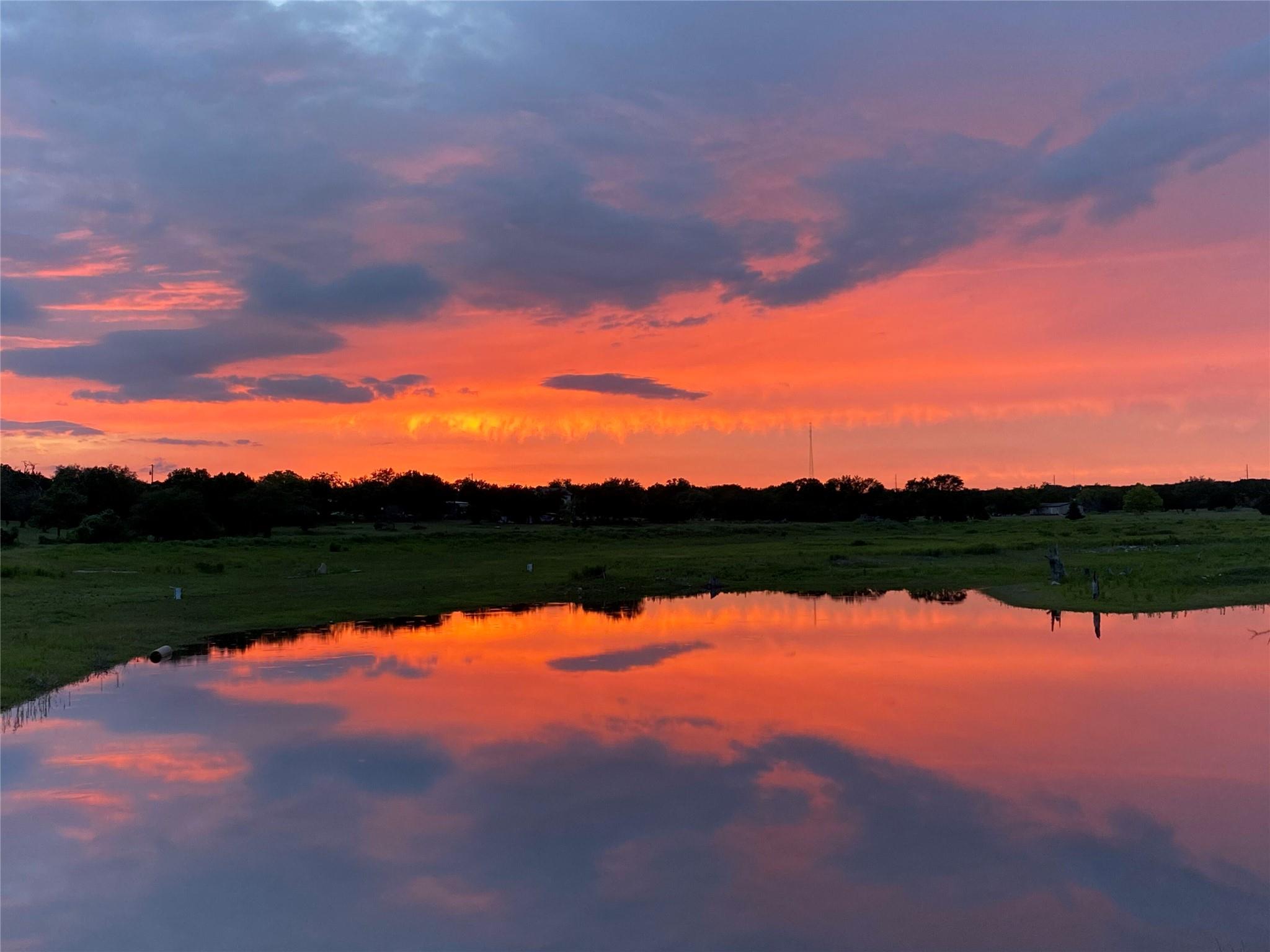 90 Lakeshore Rd, Bertram, TX 78605